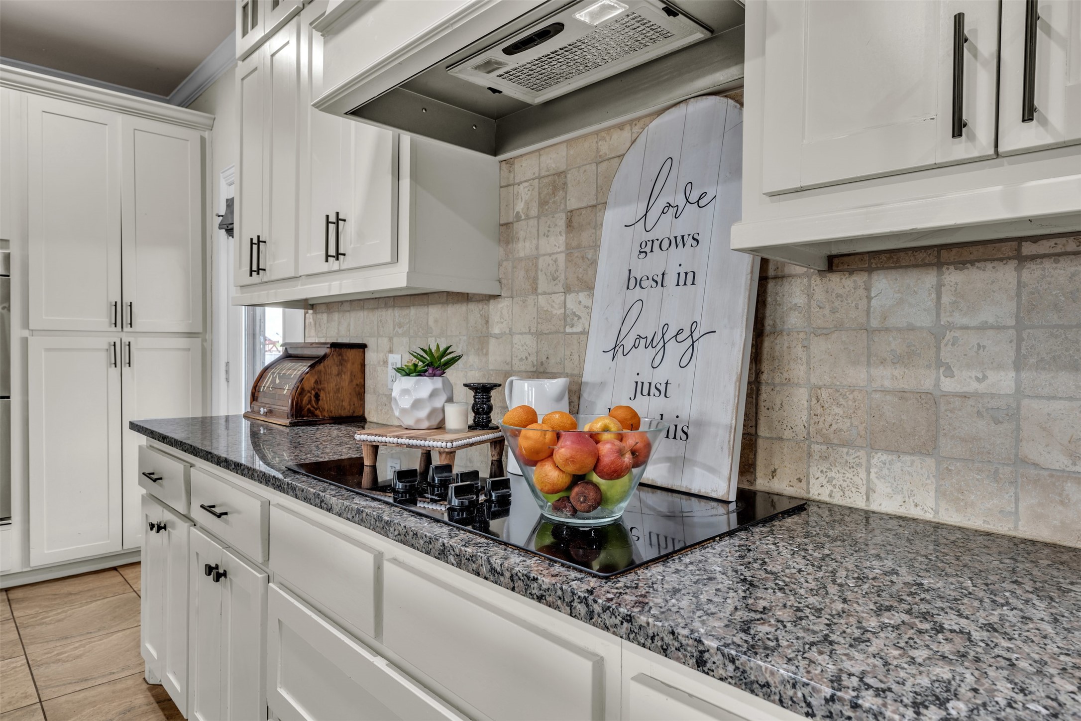 15077 Saddle Ridge Circle