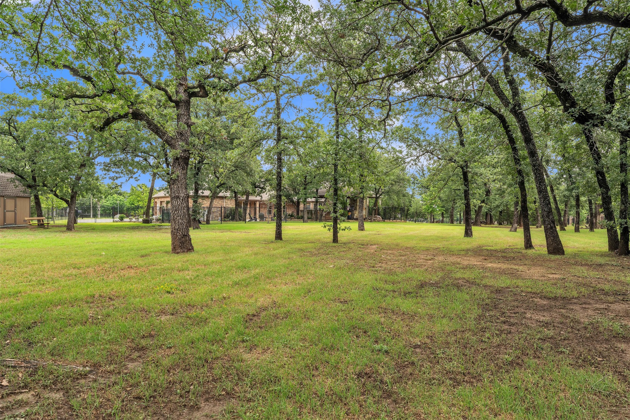 140 Eagles Peak Lane