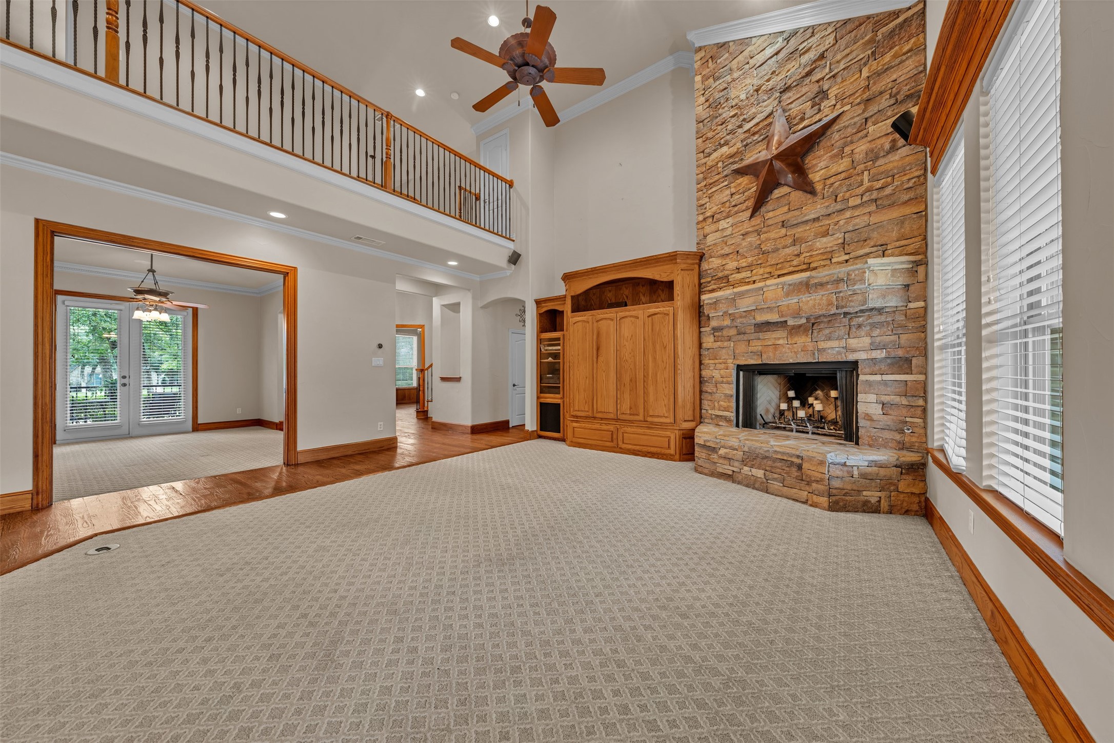 140 Eagles Peak Lane