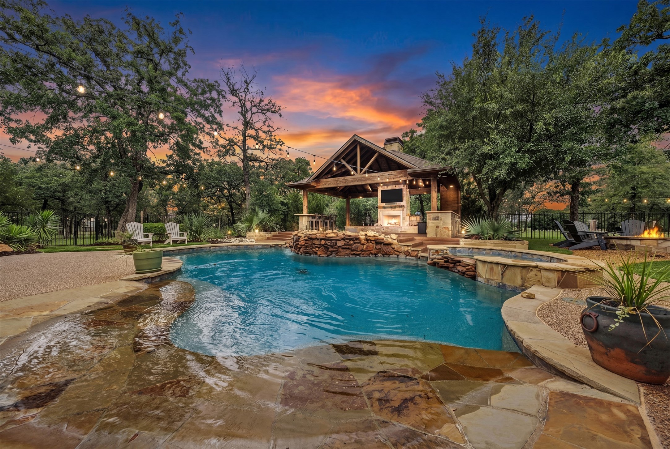 140 Eagles Peak Lane