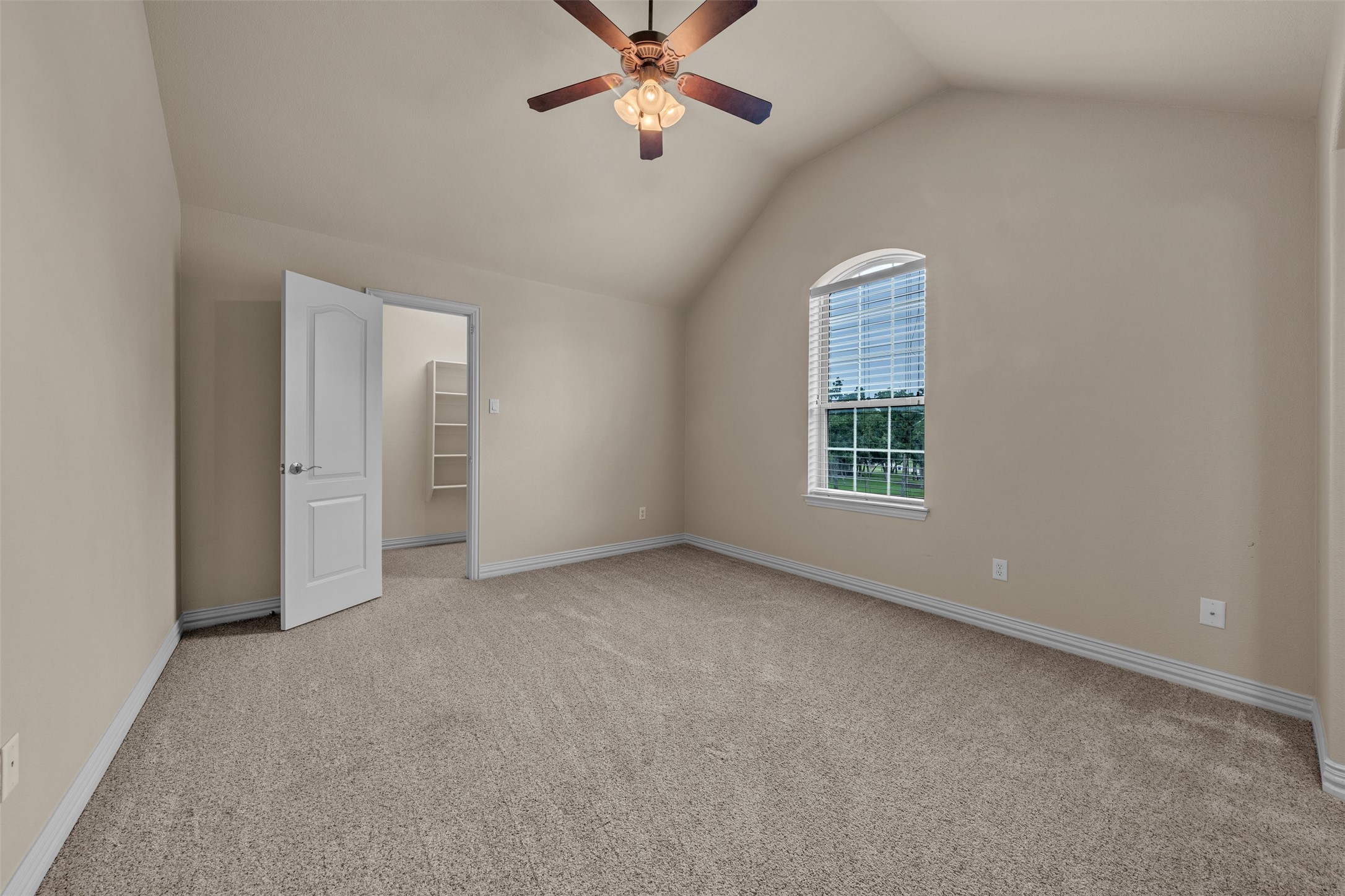 140 Eagles Peak Lane