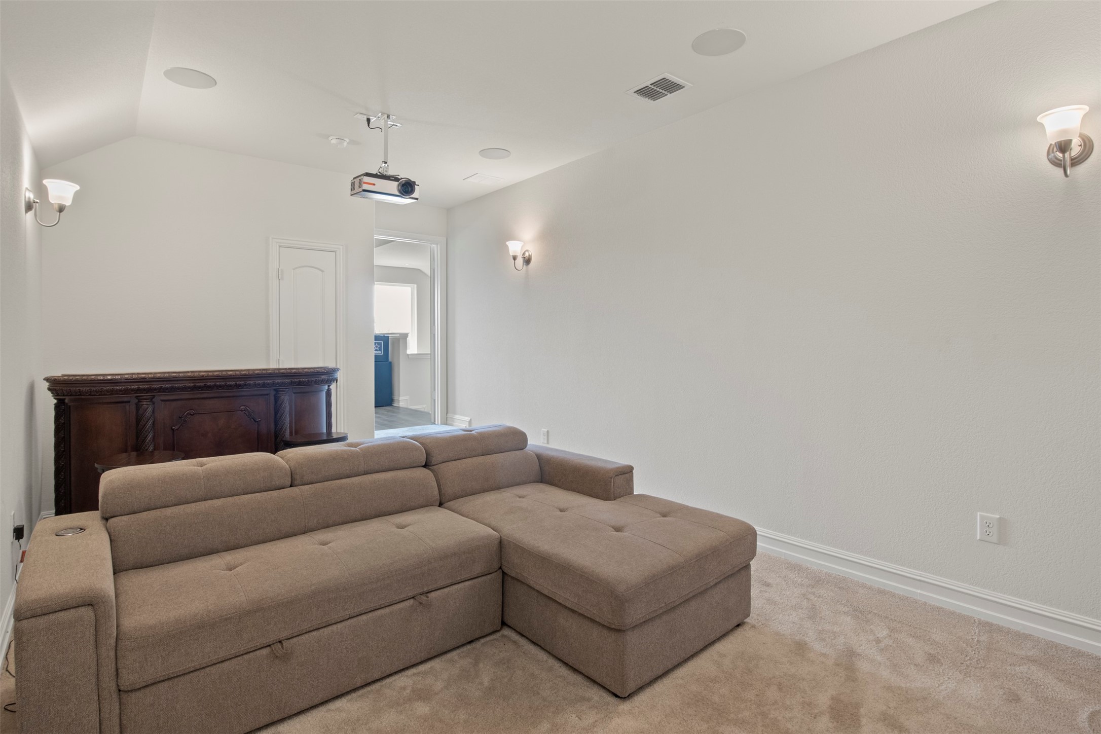 3207 Woodford Drive