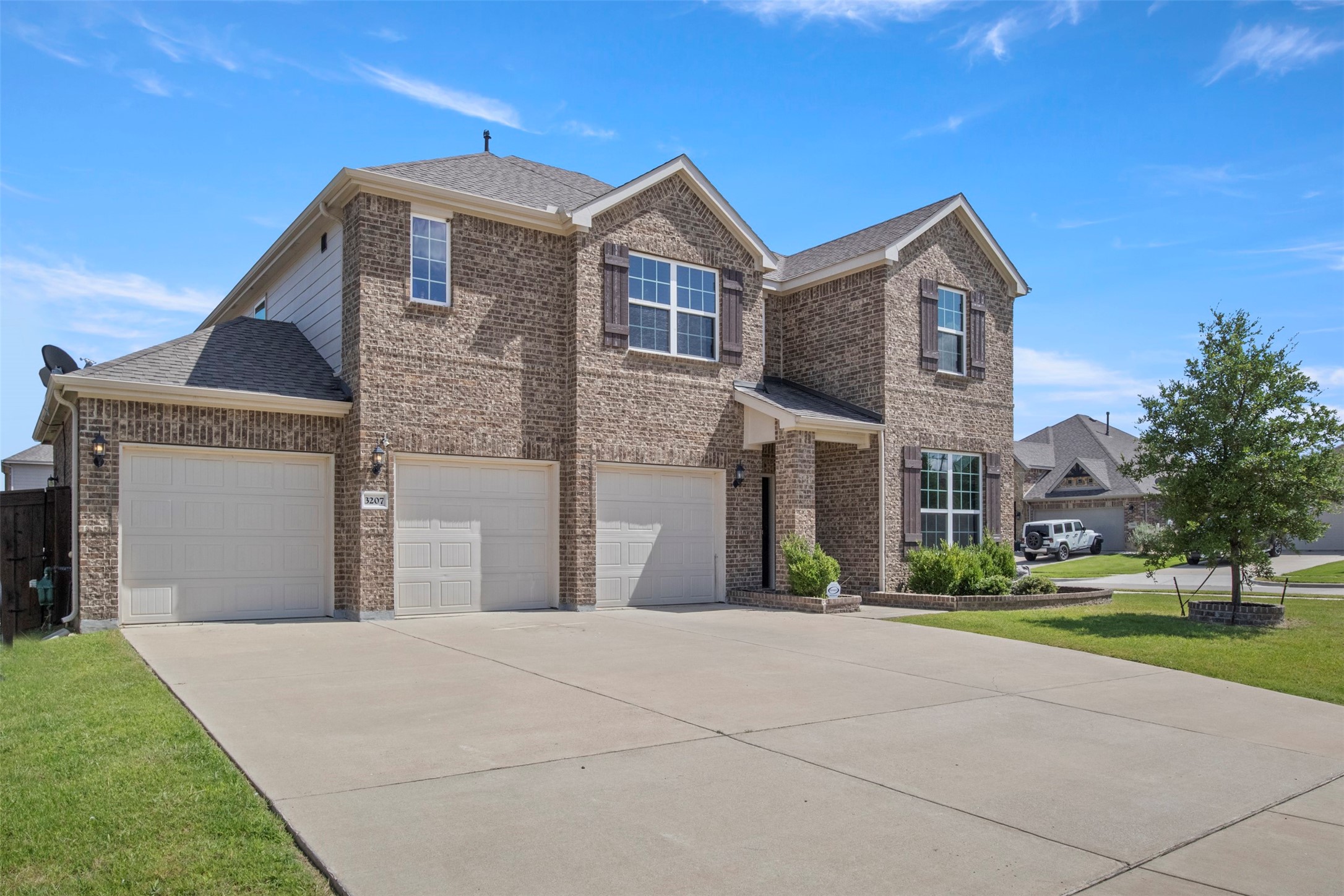3207 Woodford Drive