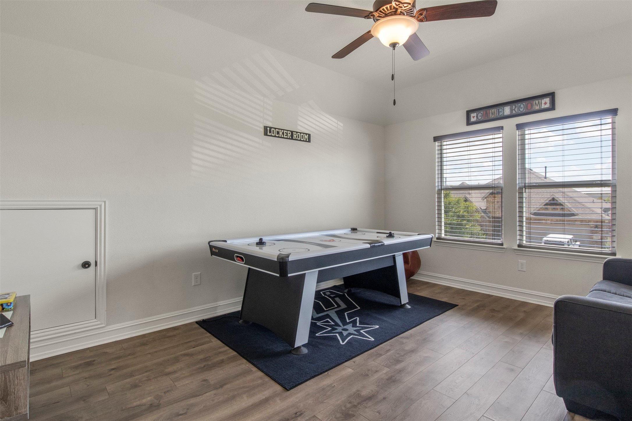 3207 Woodford Drive