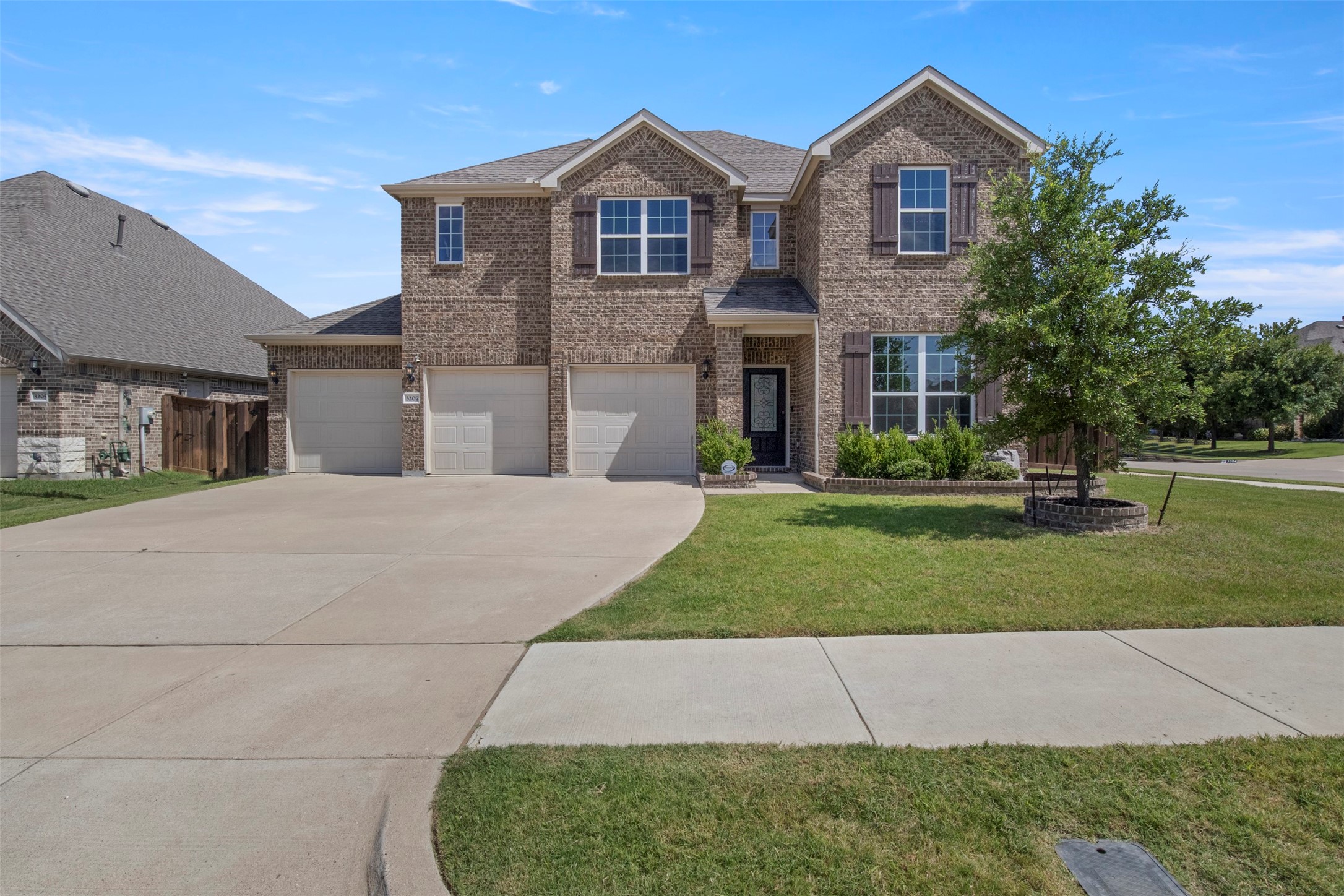 3207 Woodford Drive