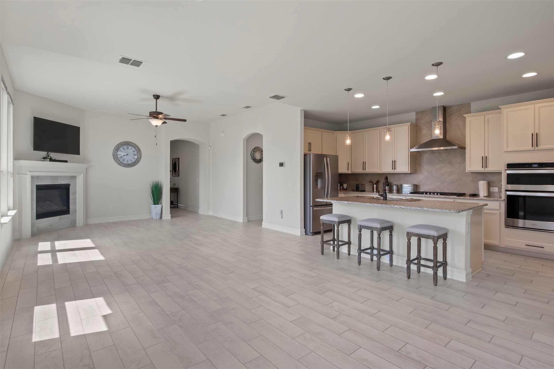 3207 Woodford Drive