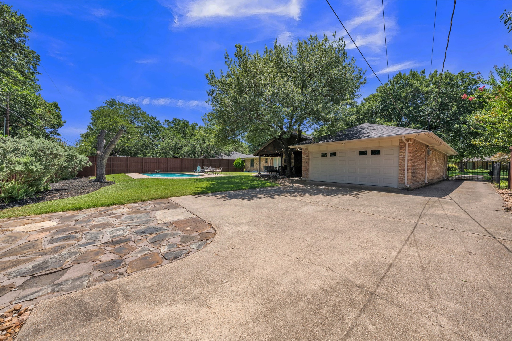 4421 Allencrest Lane