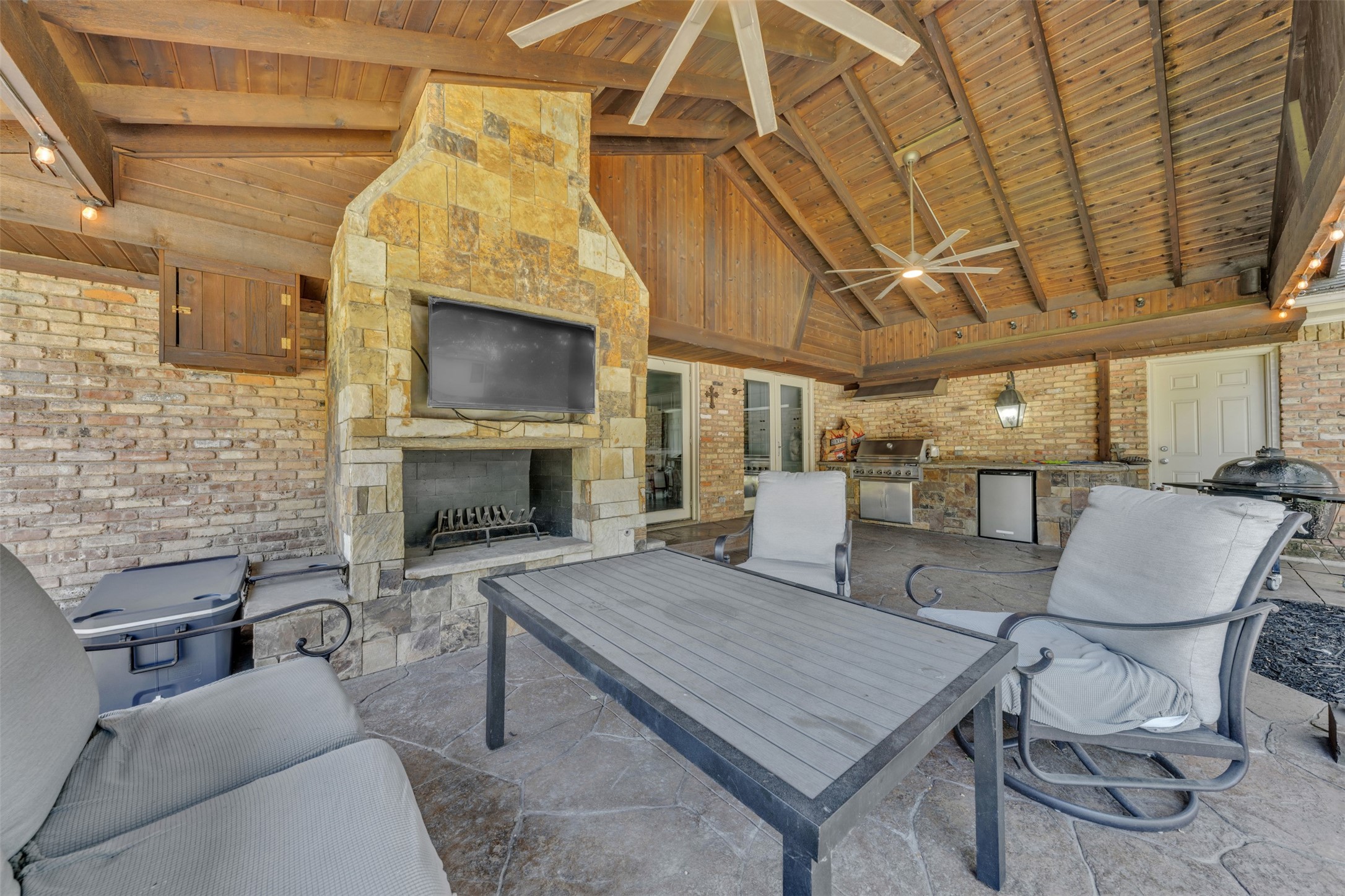 4421 Allencrest Lane