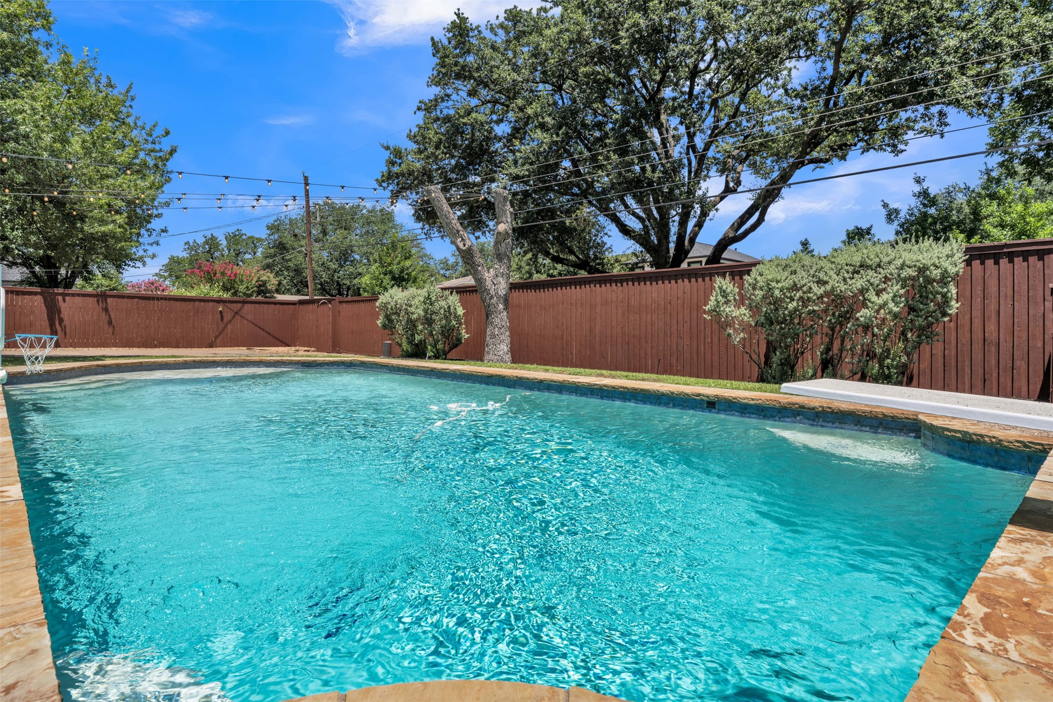 4421 Allencrest Lane