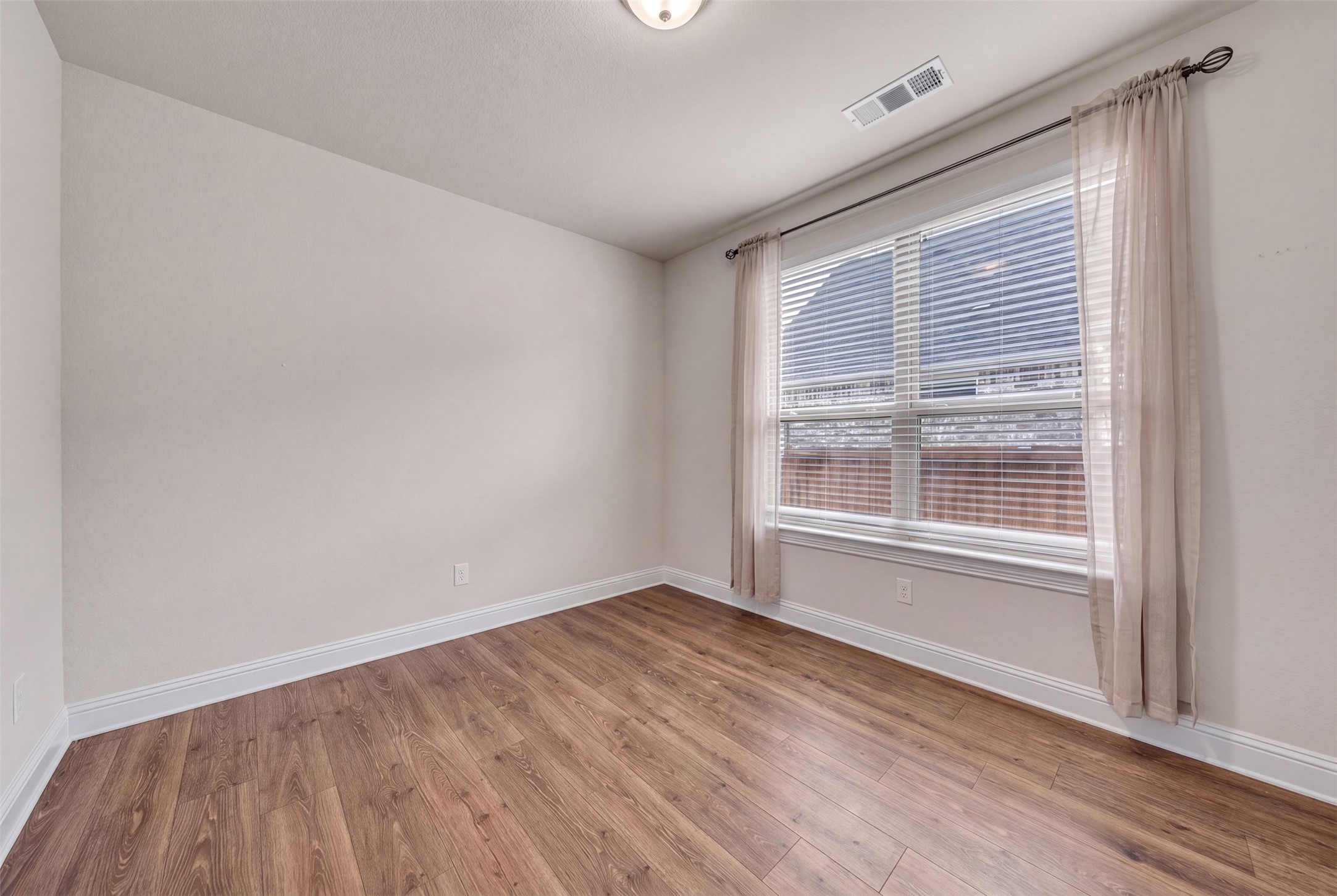 2103 Horizon Drive