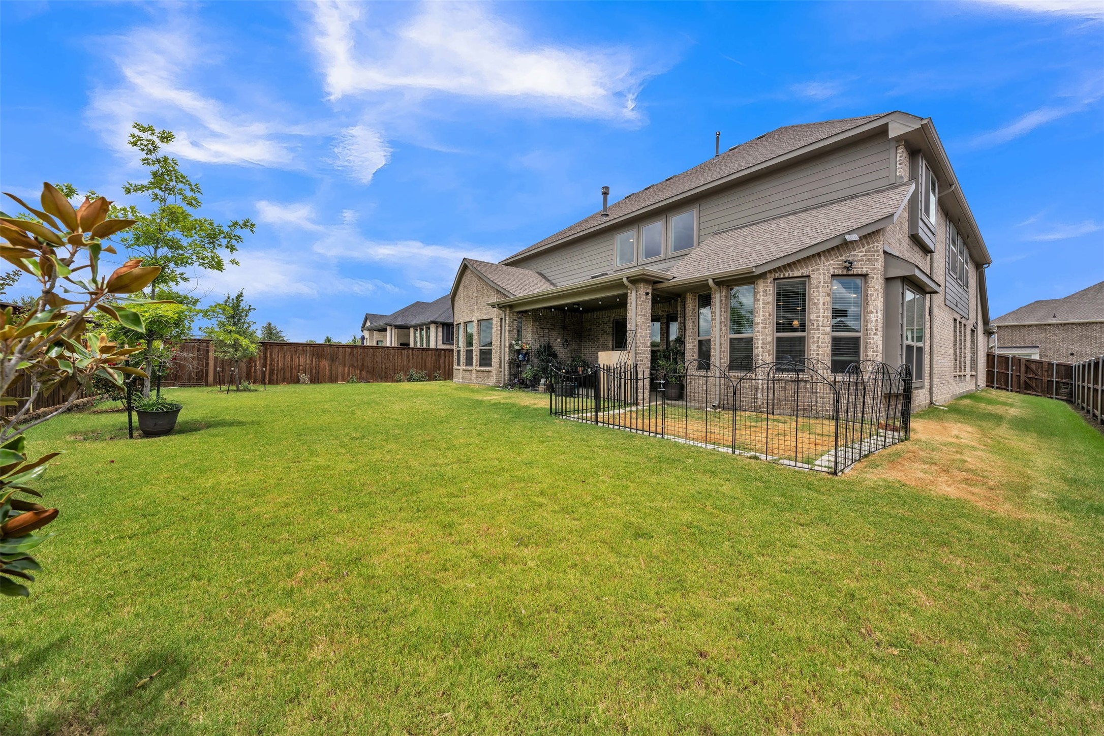2103 Horizon Drive