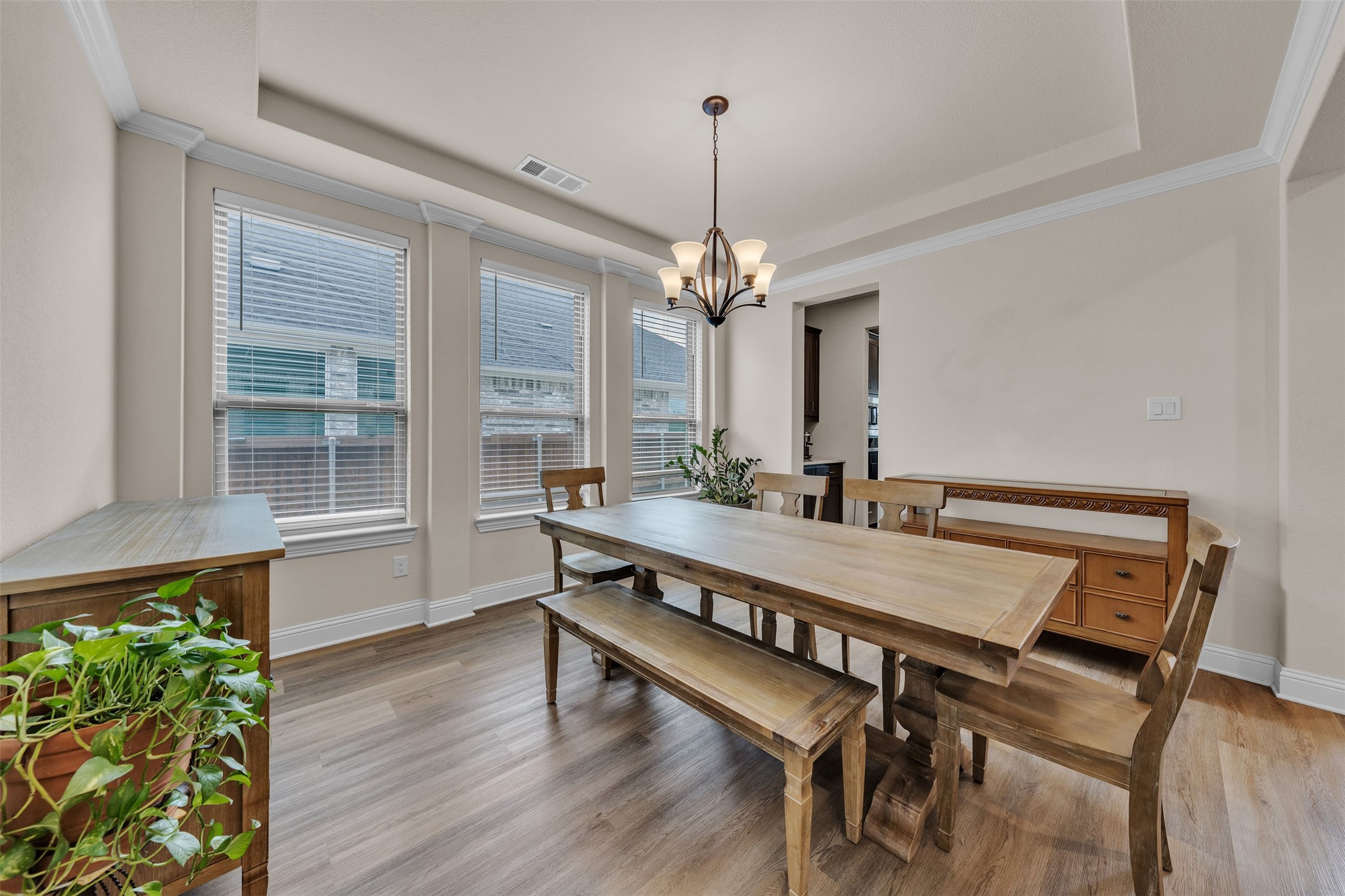 2103 Horizon Drive