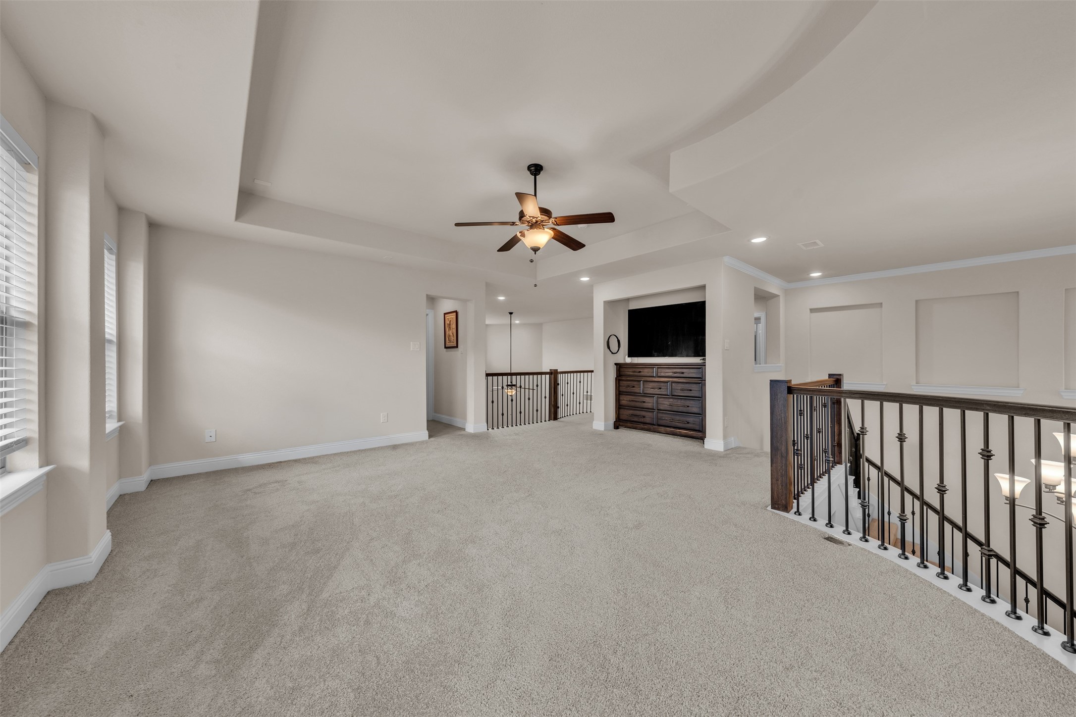 2103 Horizon Drive