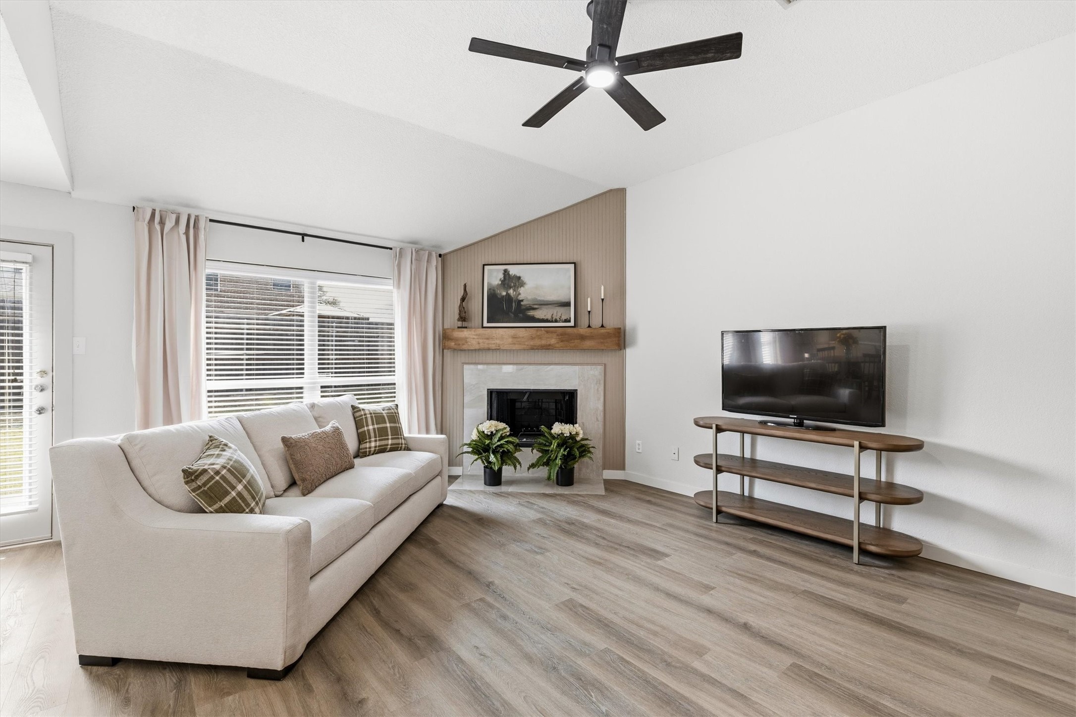 2706 Jennie Wells Drive