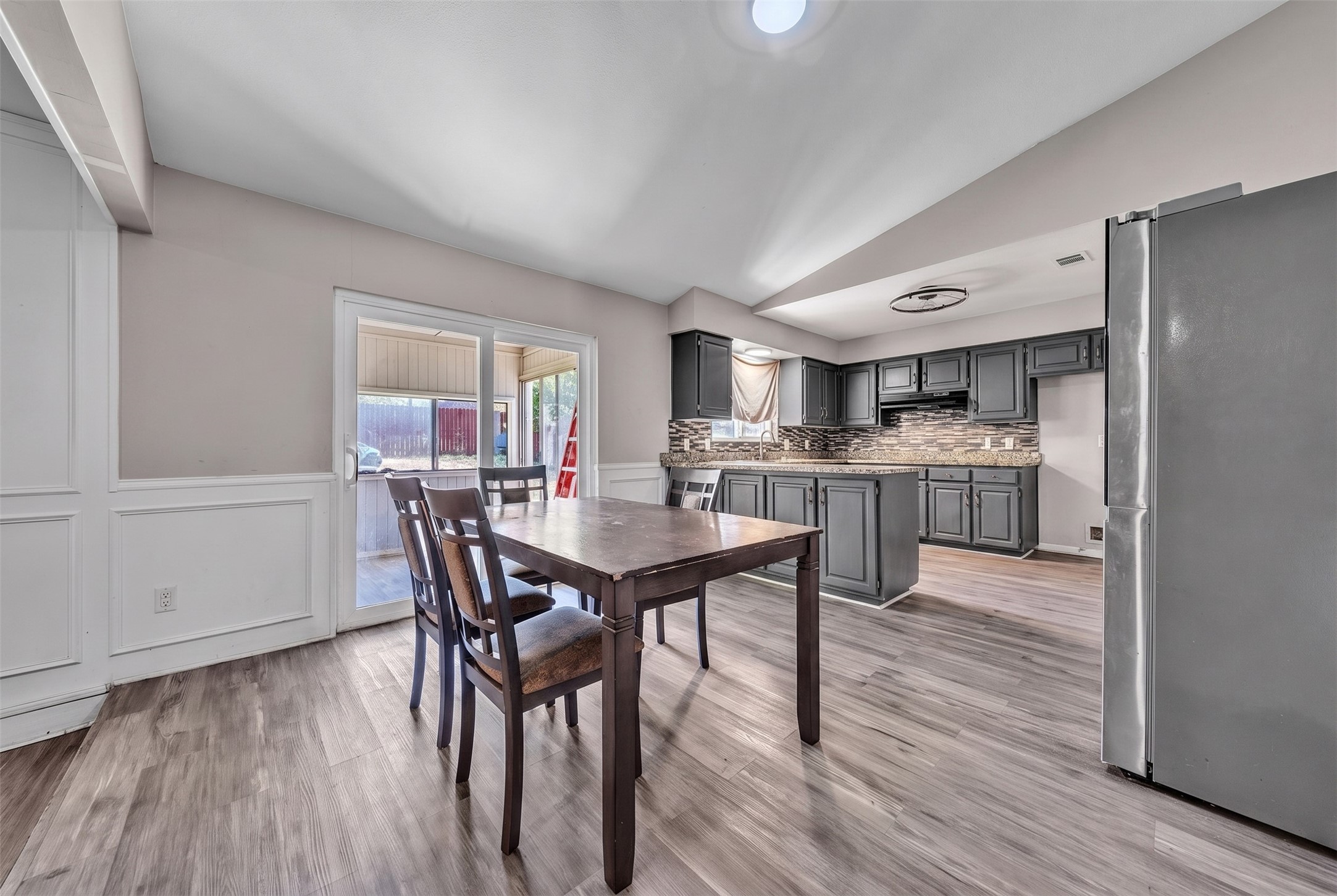 3813 Lynbrook Lane