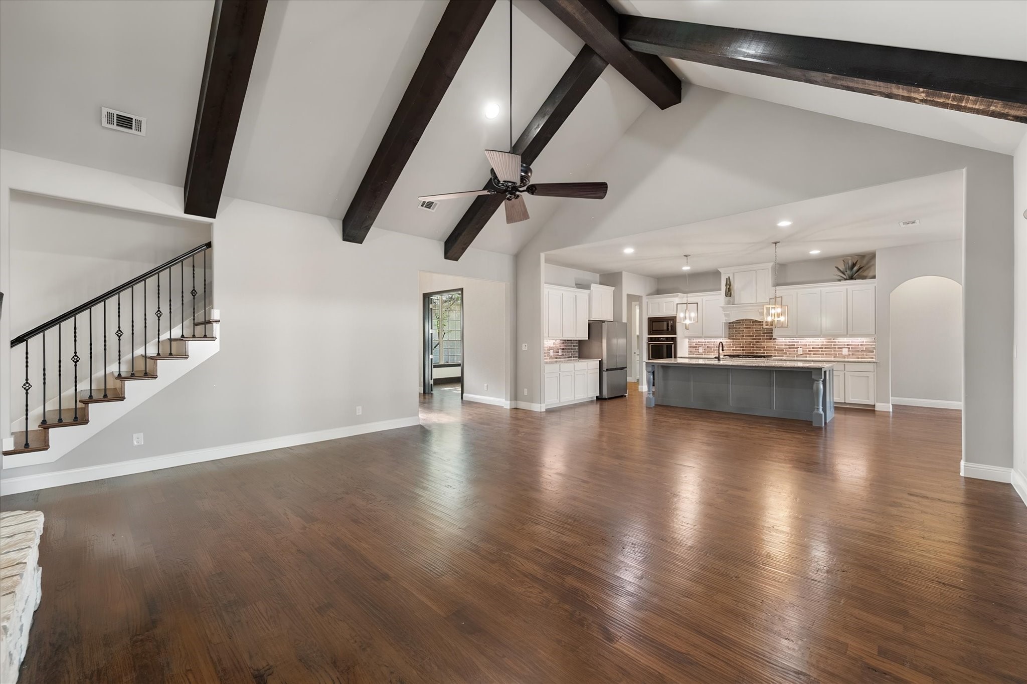 1050 Falcon Nest Drive