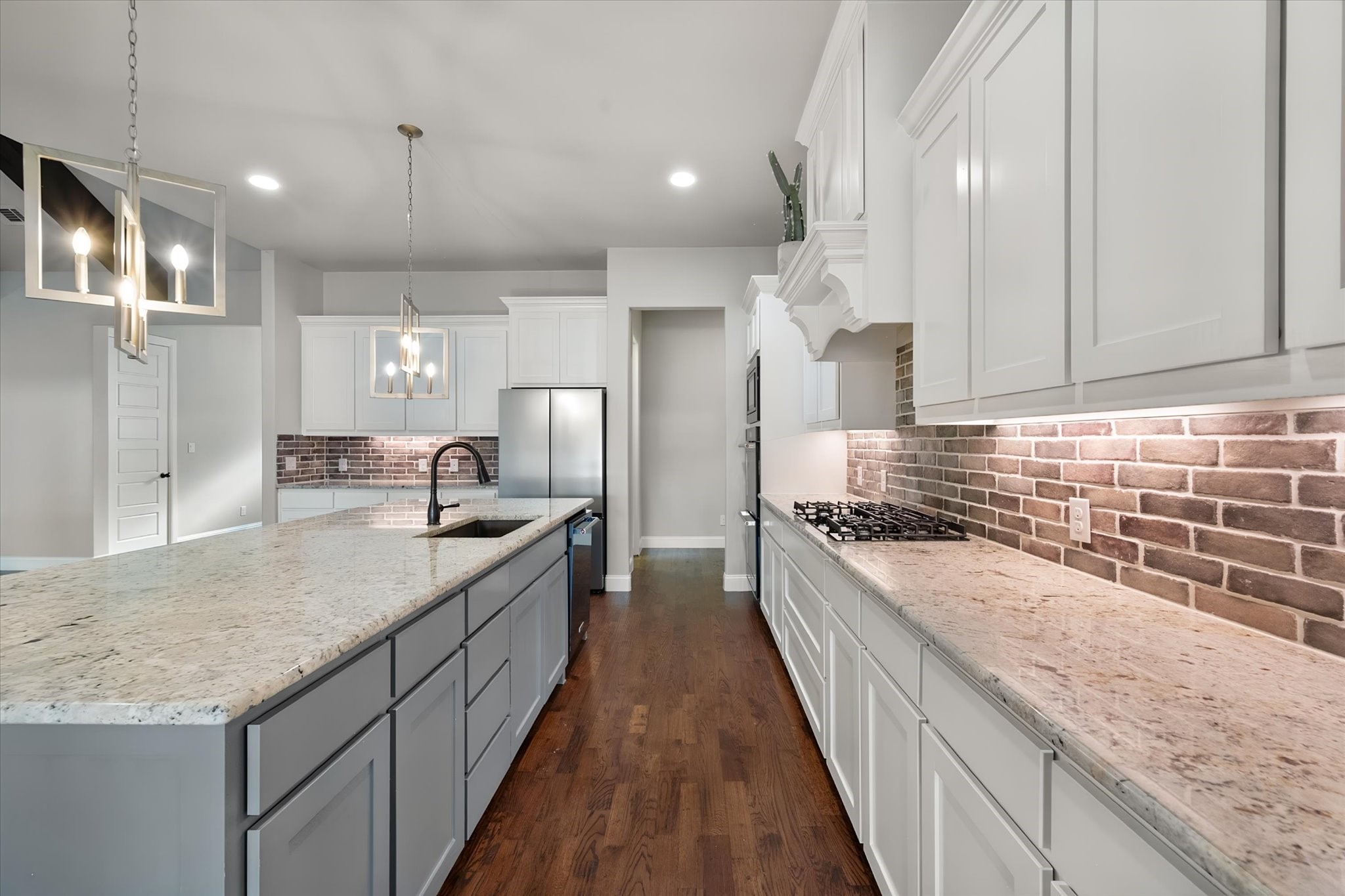 1050 Falcon Nest Drive