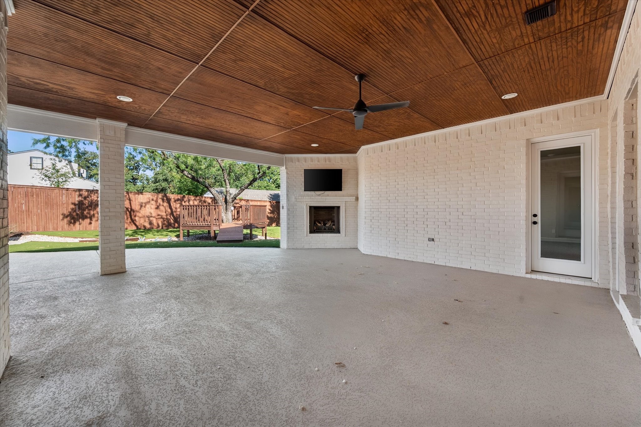 1050 Falcon Nest Drive