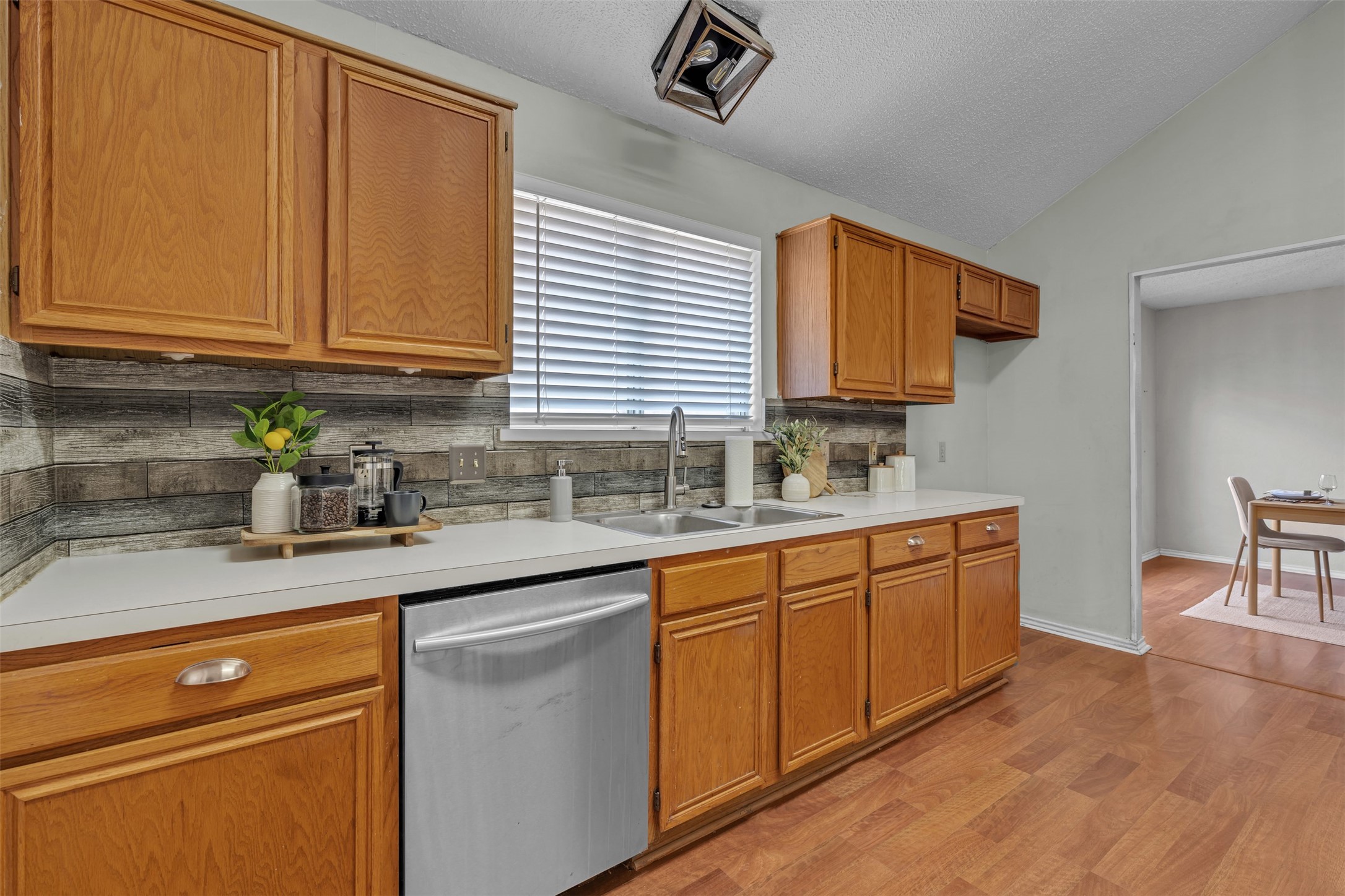 2741 White Oak Drive