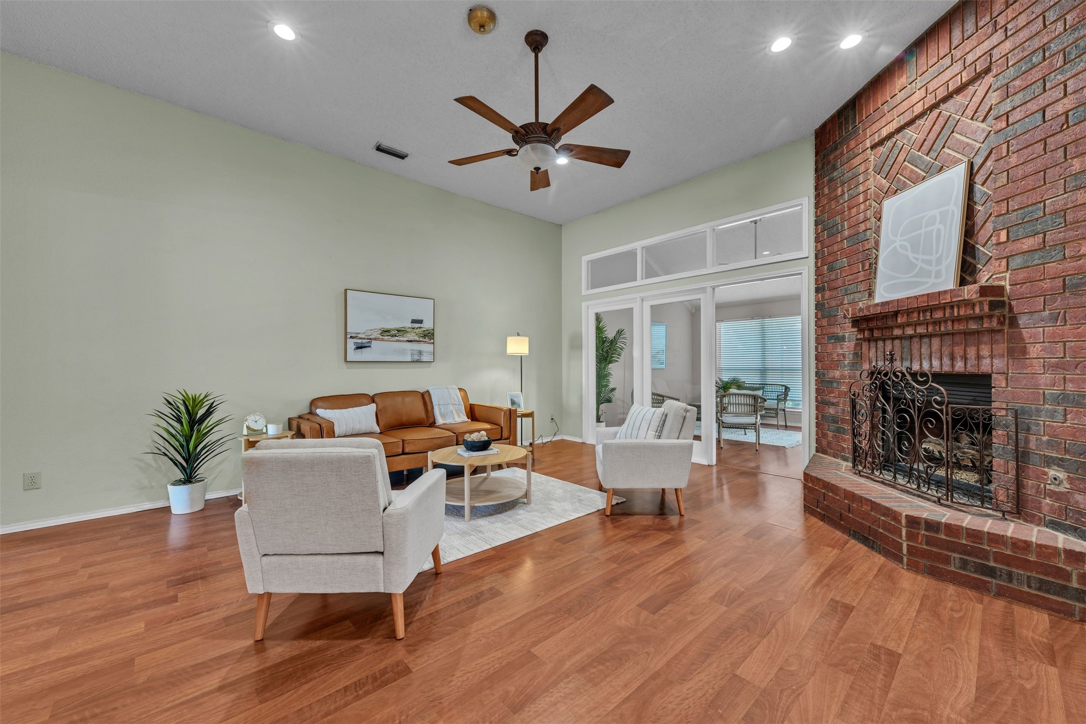 2741 White Oak Drive