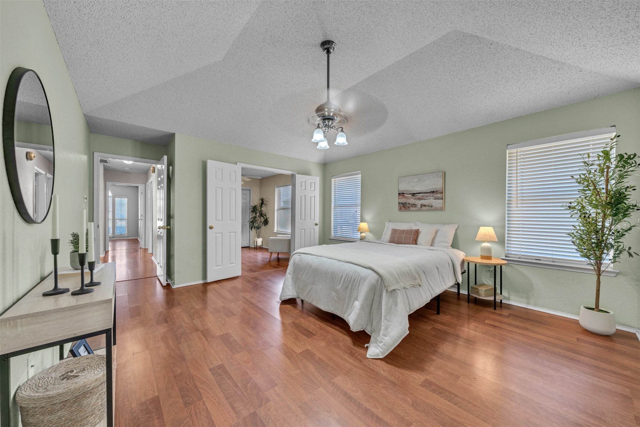 2741 White Oak Drive