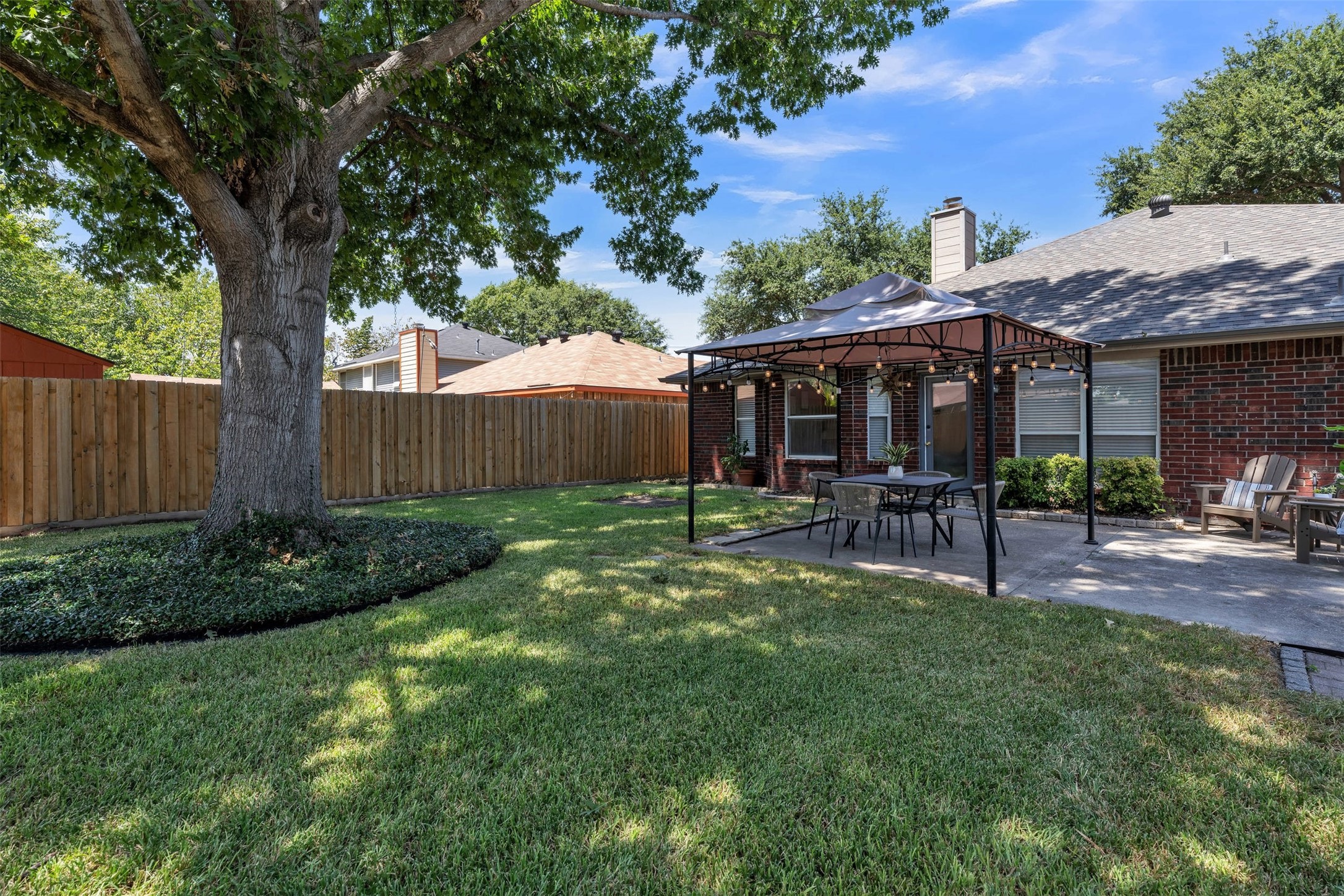 2741 White Oak Drive