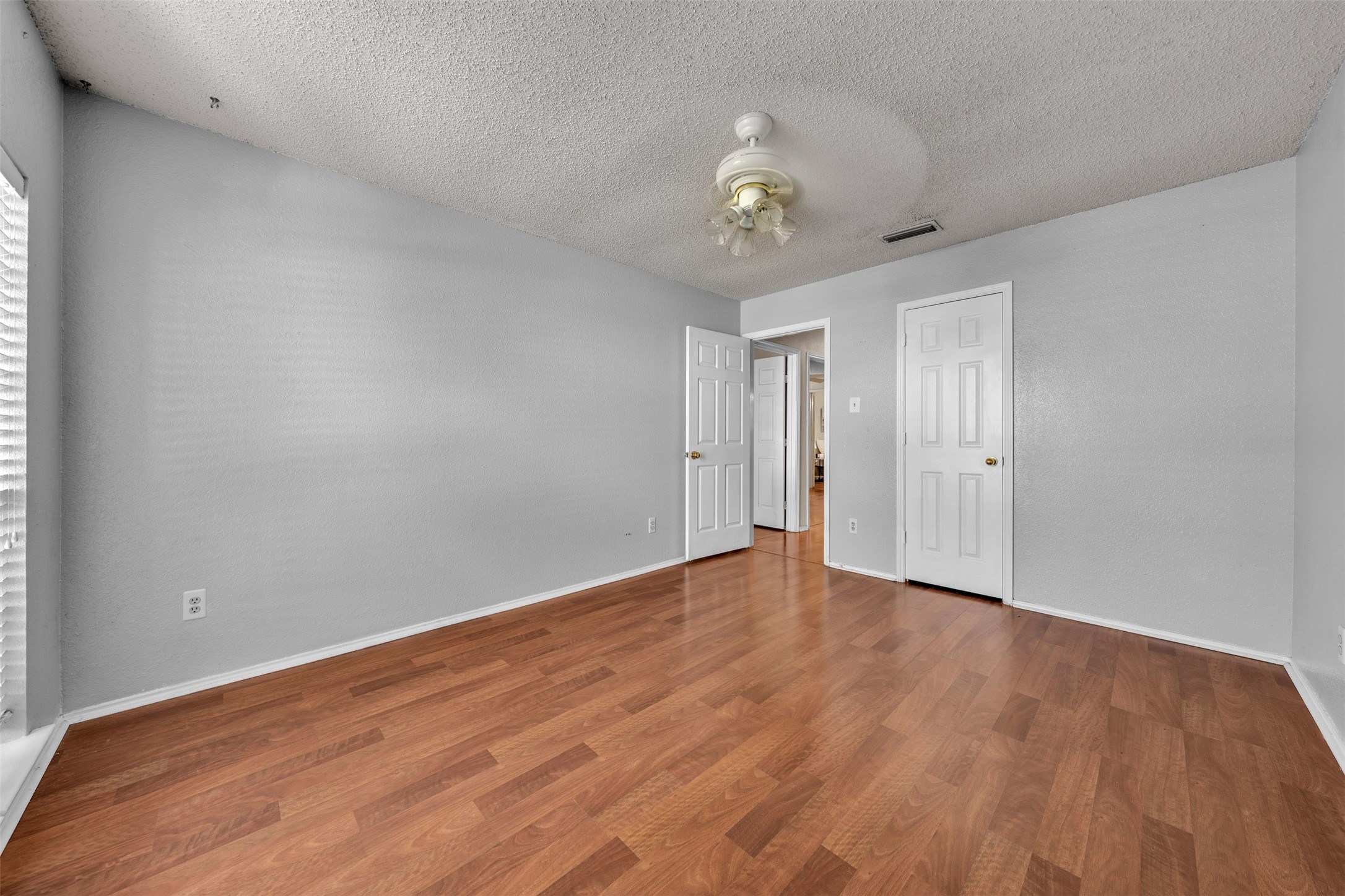 2741 White Oak Drive
