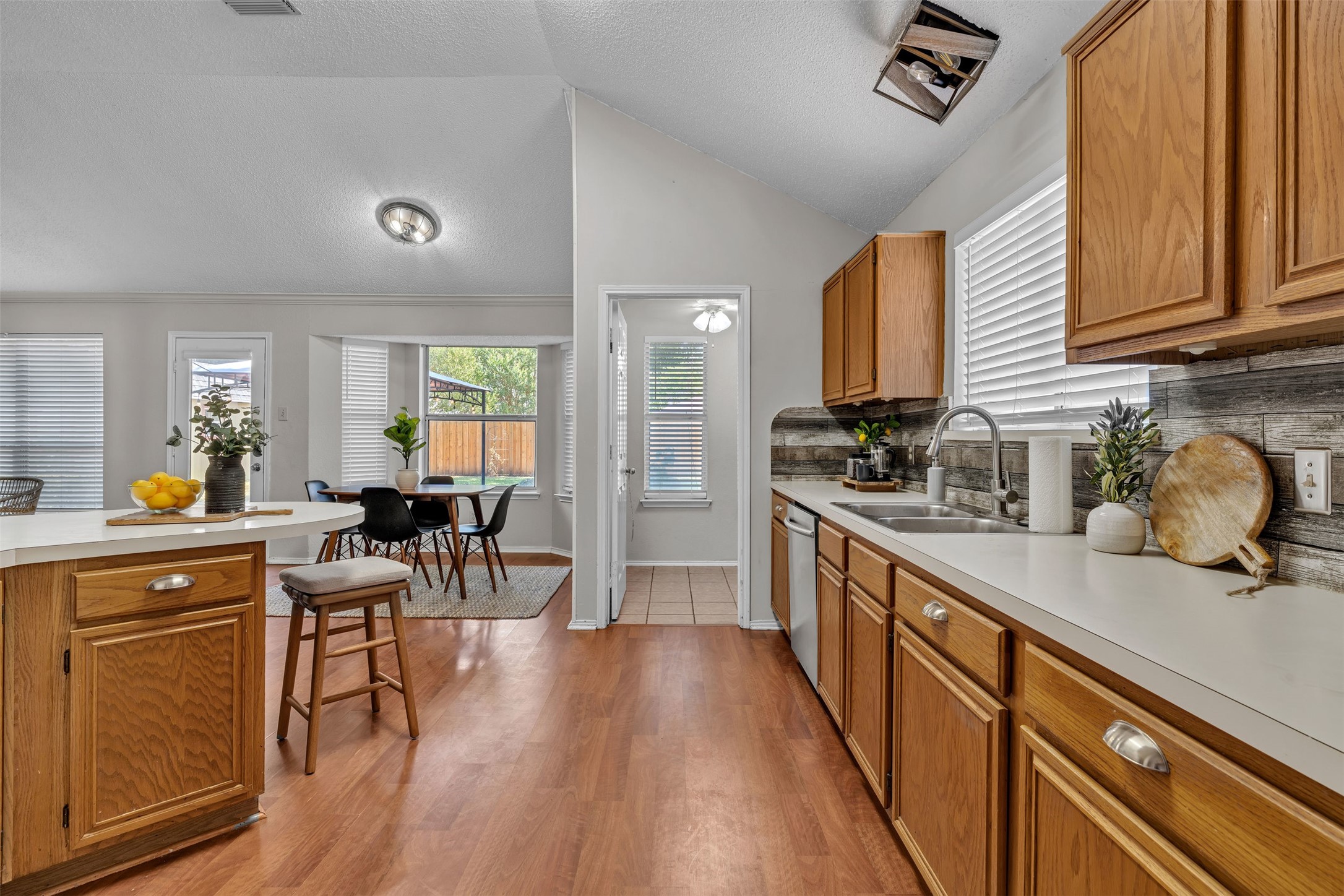 2741 White Oak Drive
