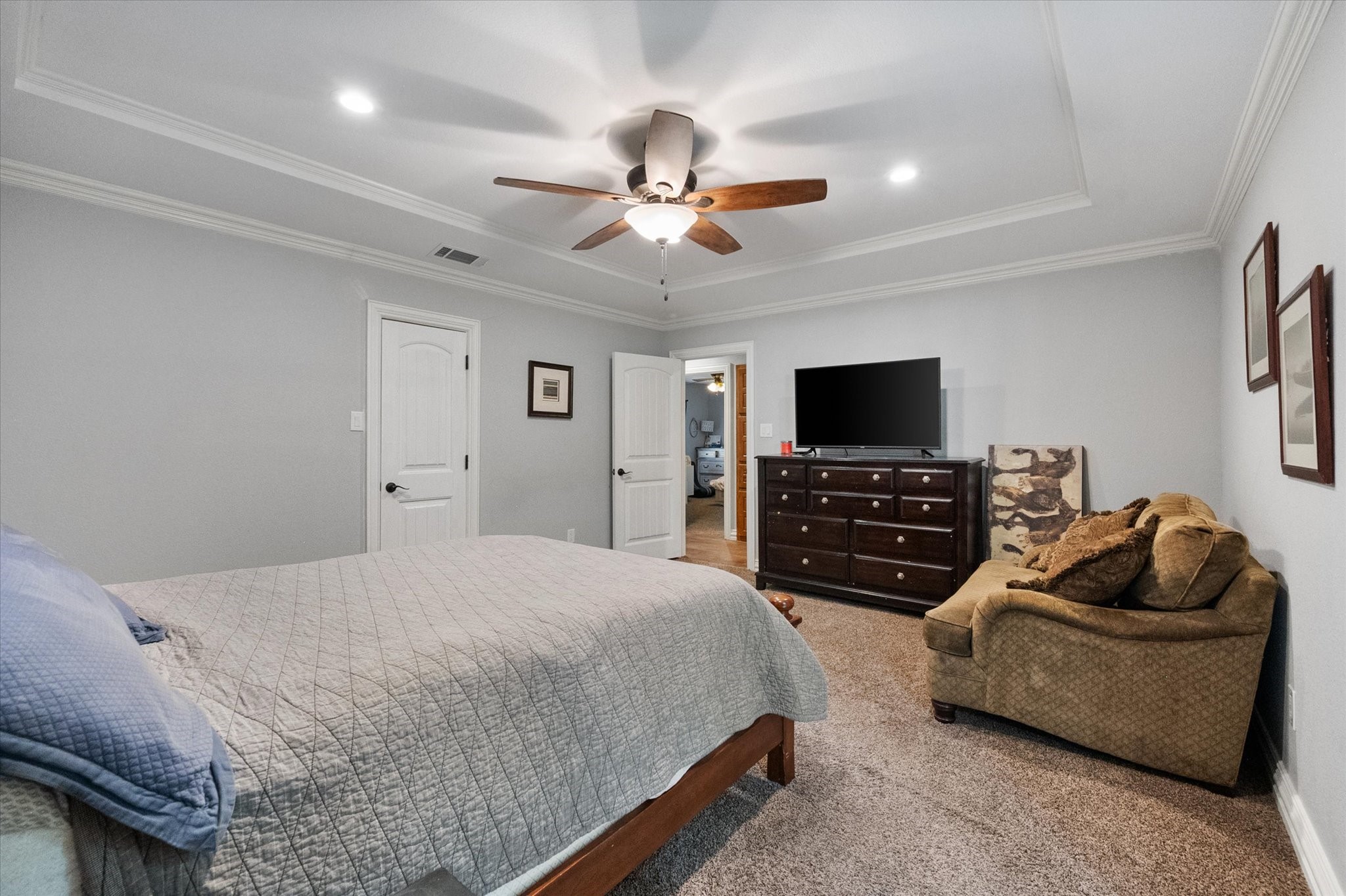 6110 Amicable Drive