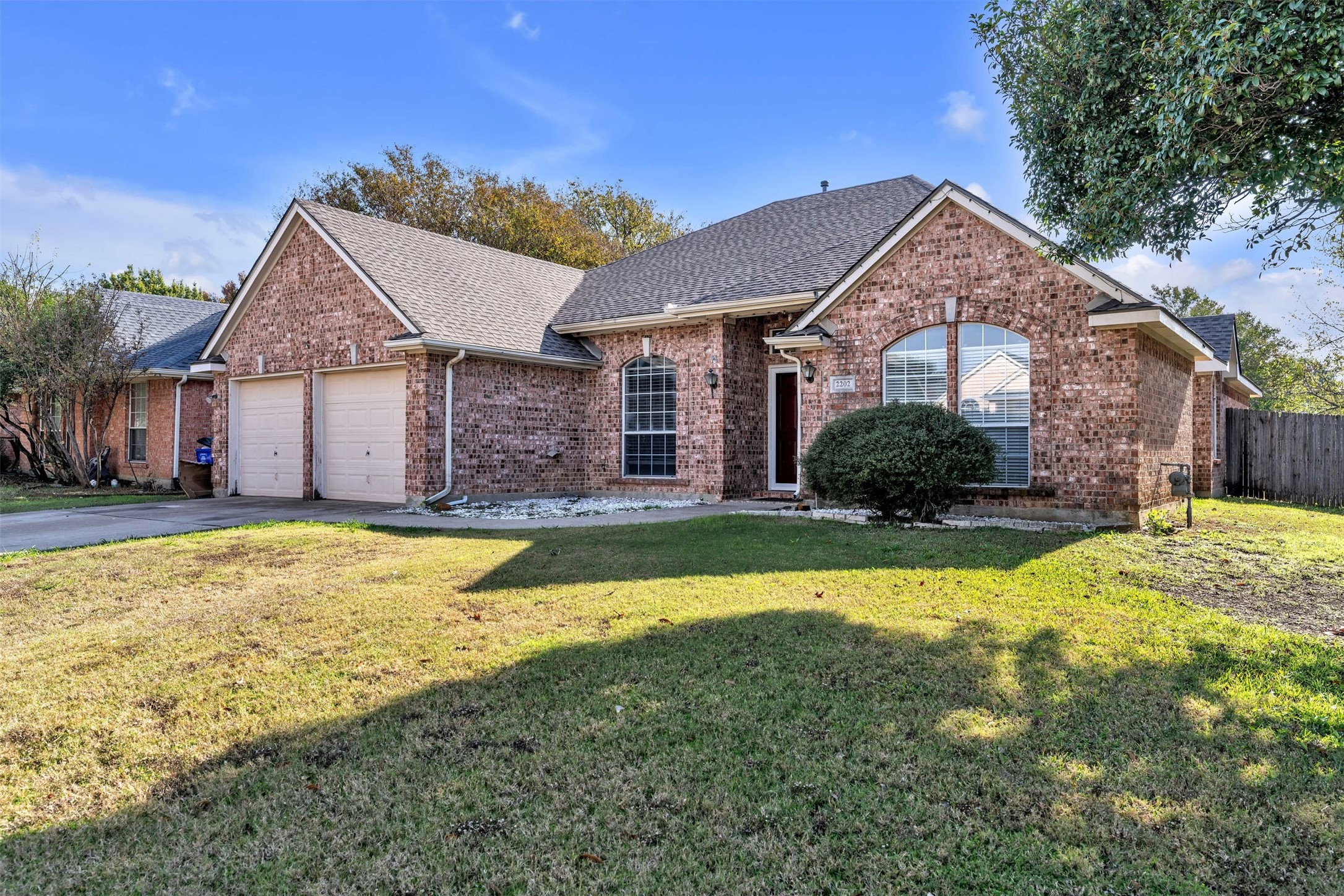 2202 Richmond Circle