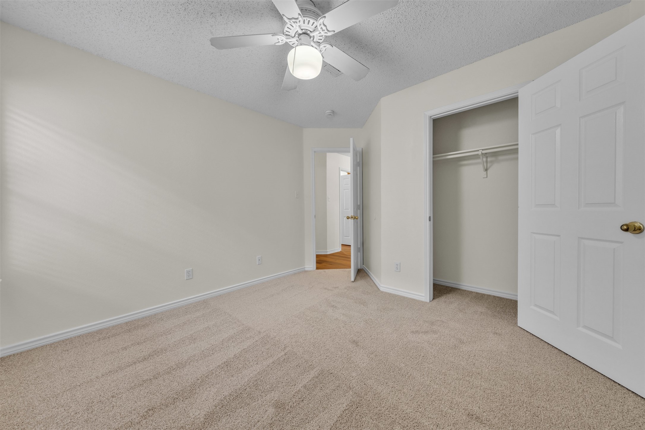 2202 Richmond Circle