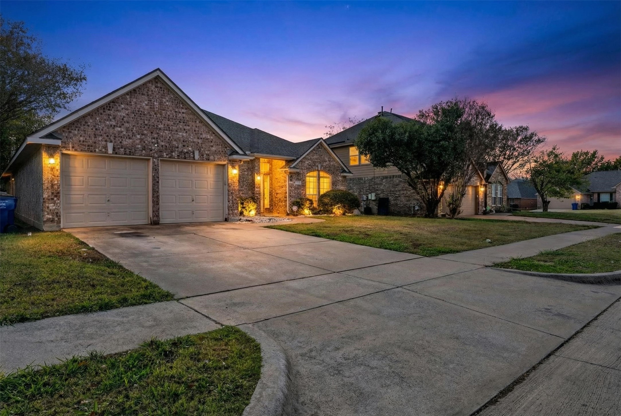 2202 Richmond Circle