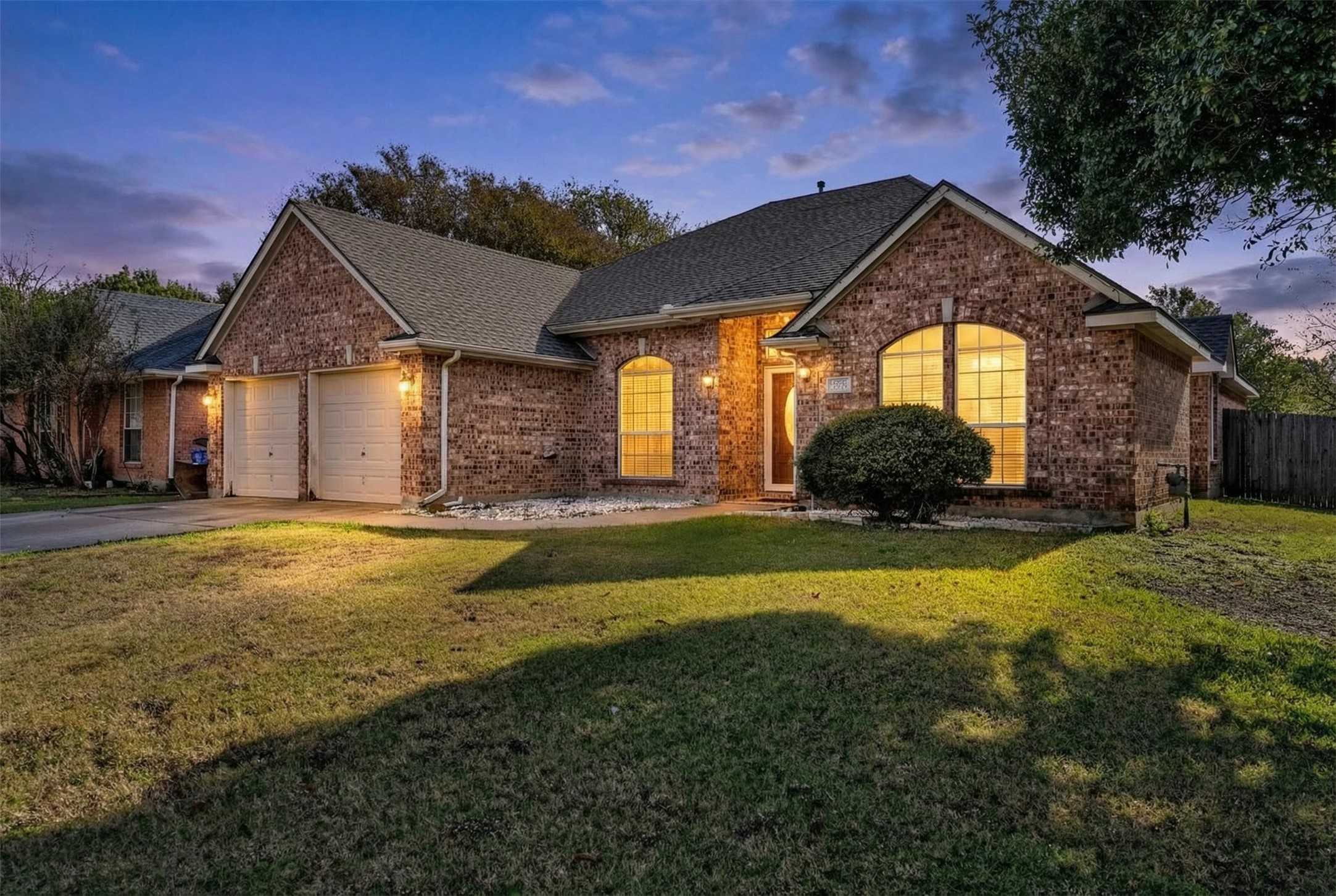2202 Richmond Circle