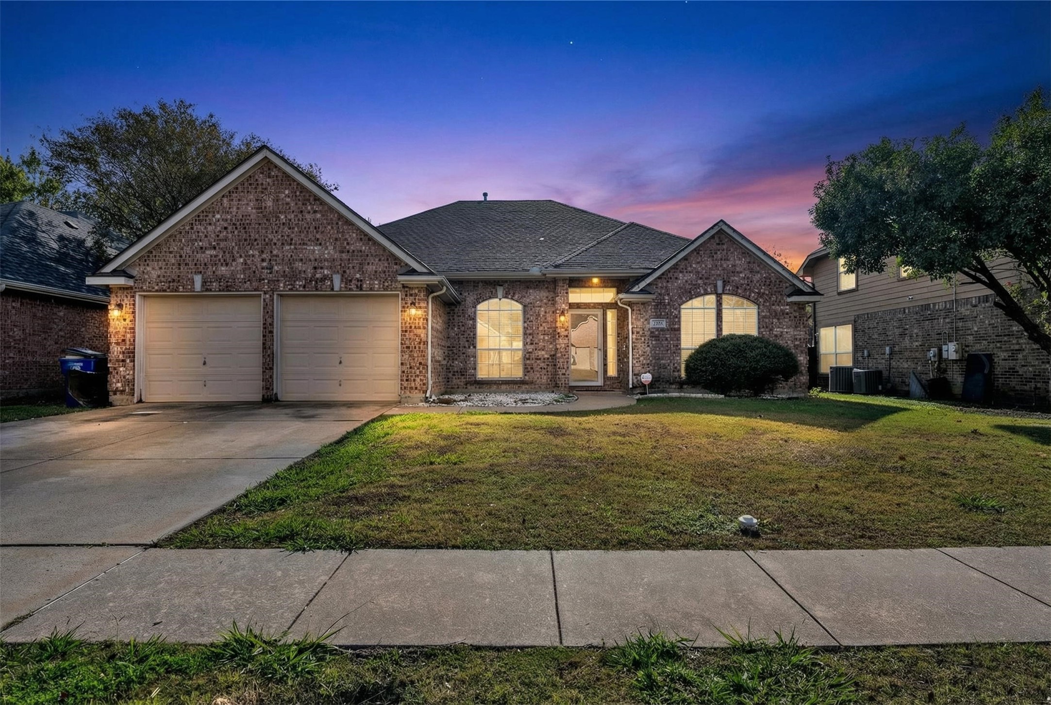 2202 Richmond Circle
