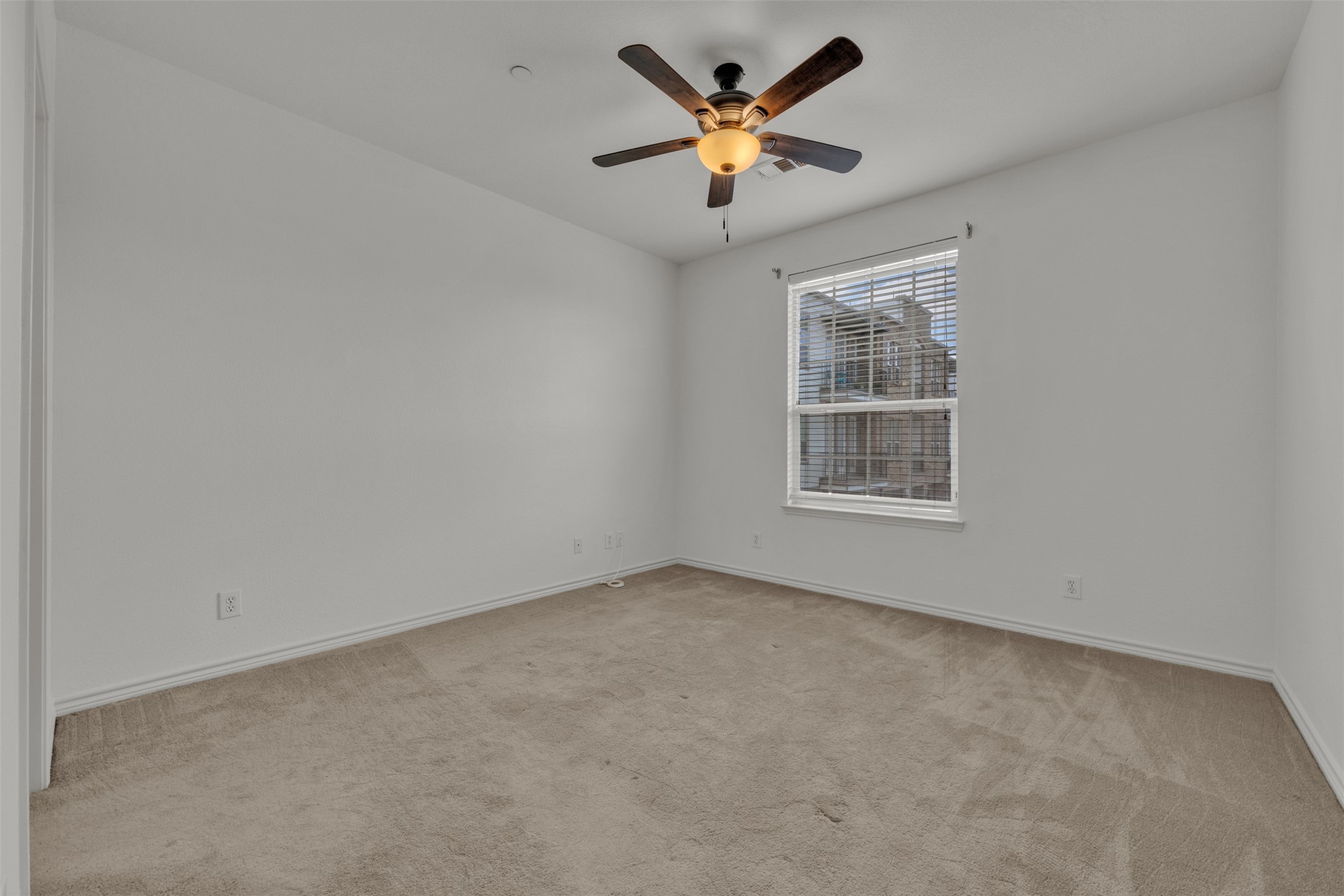 950 Henderson Street 1214