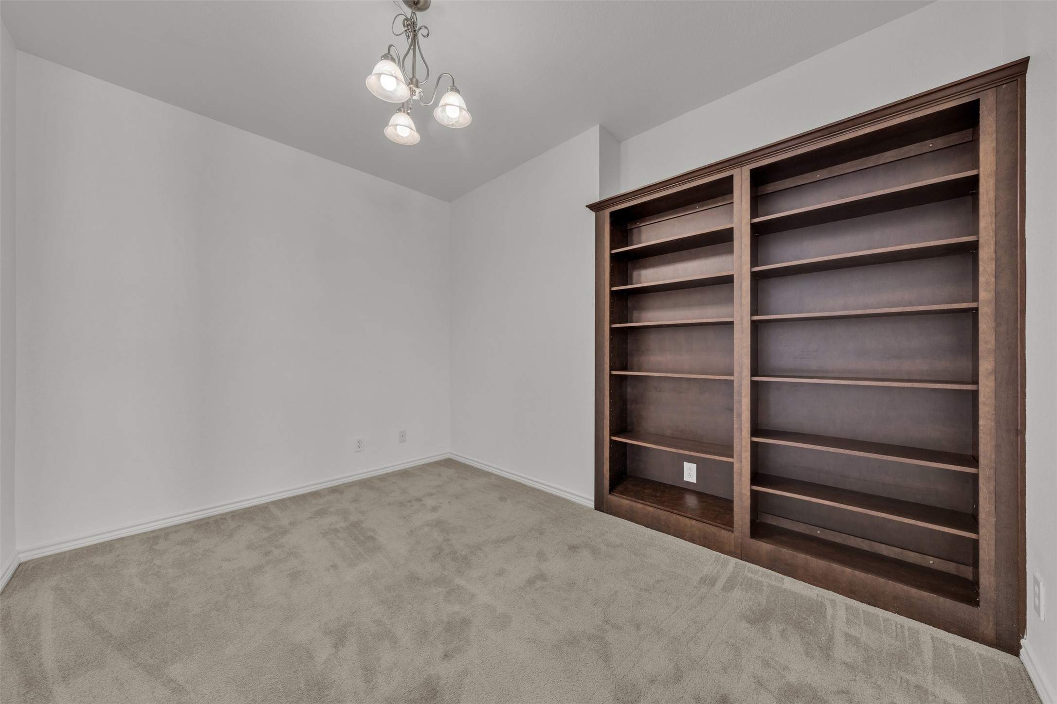 950 Henderson Street 1214