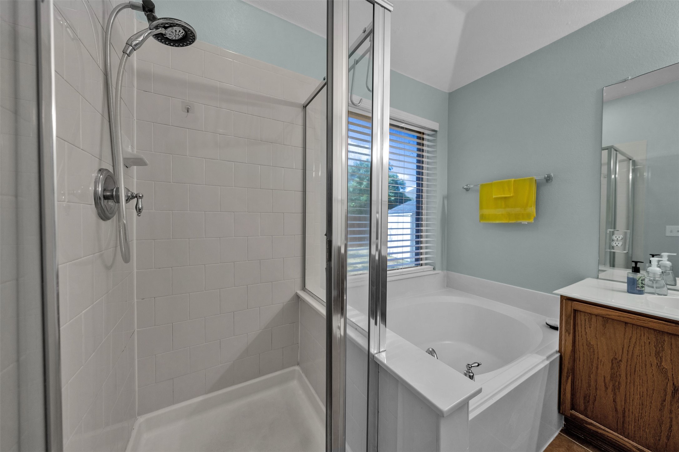 8102 Mansanillo Court