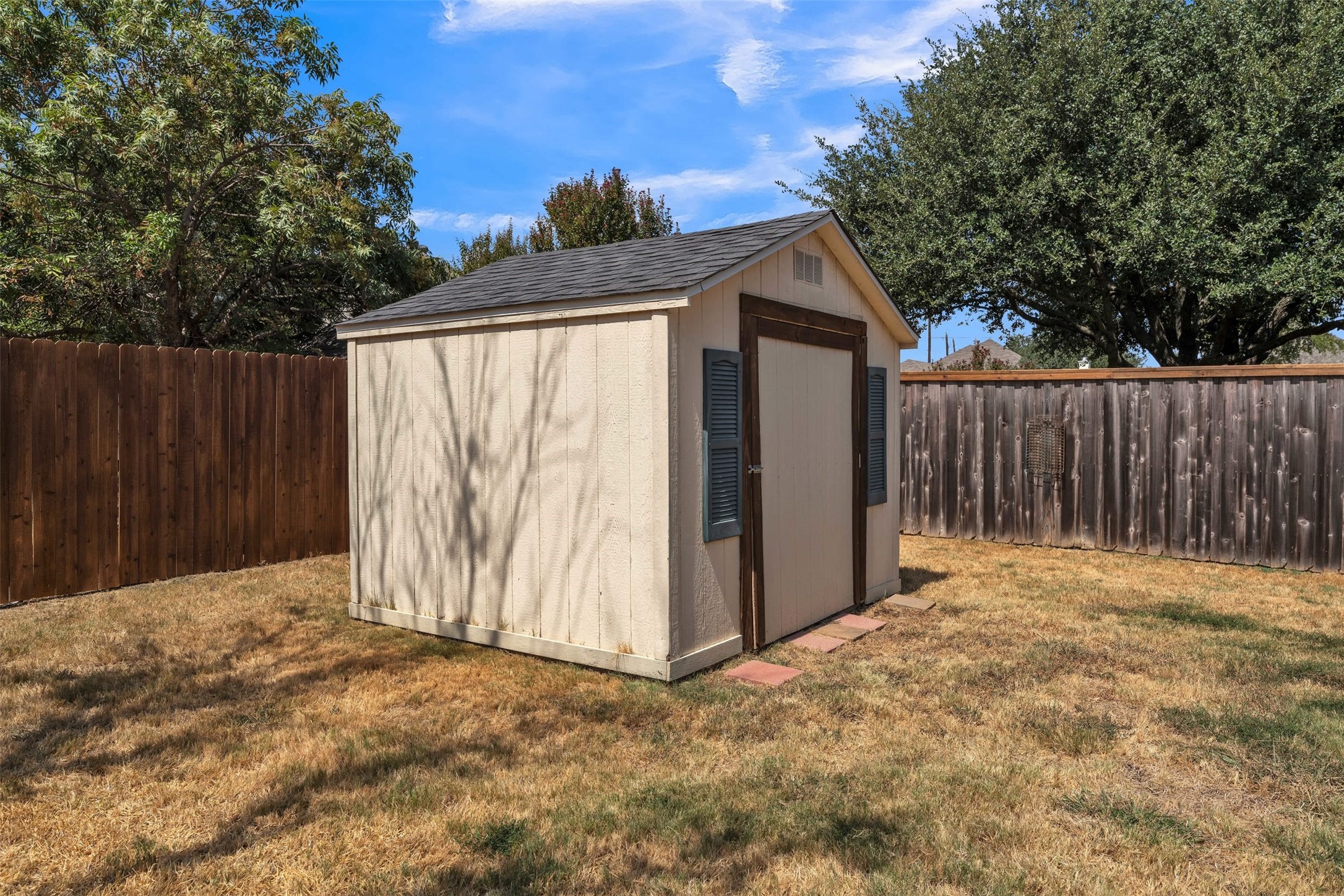 8102 Mansanillo Court