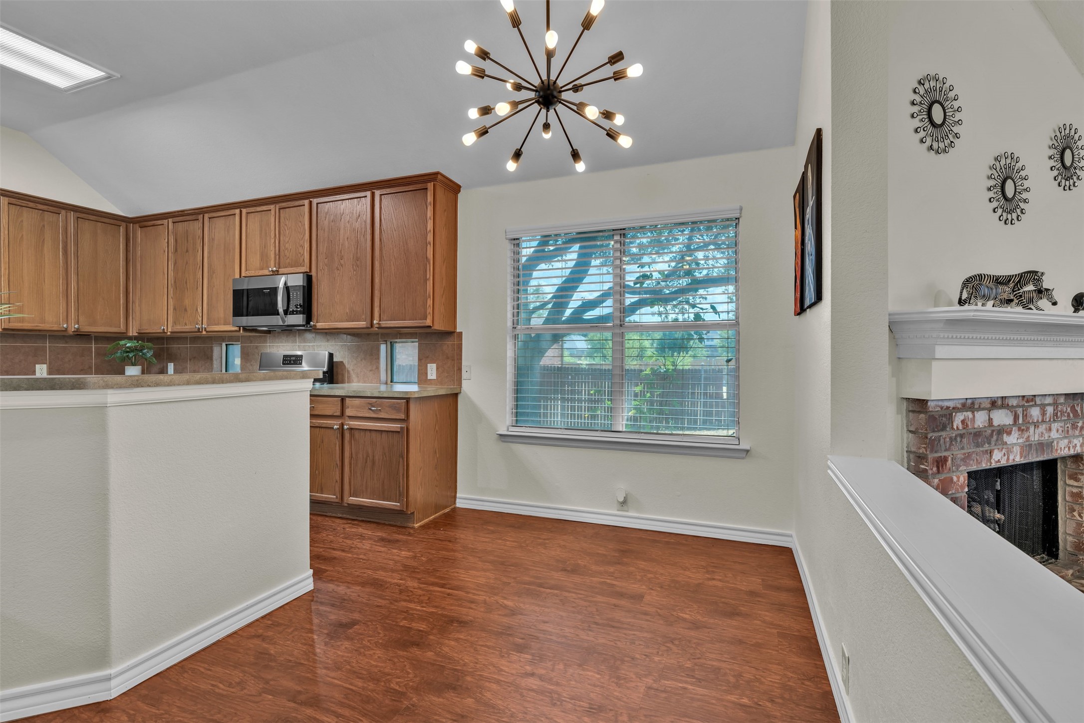 8102 Mansanillo Court