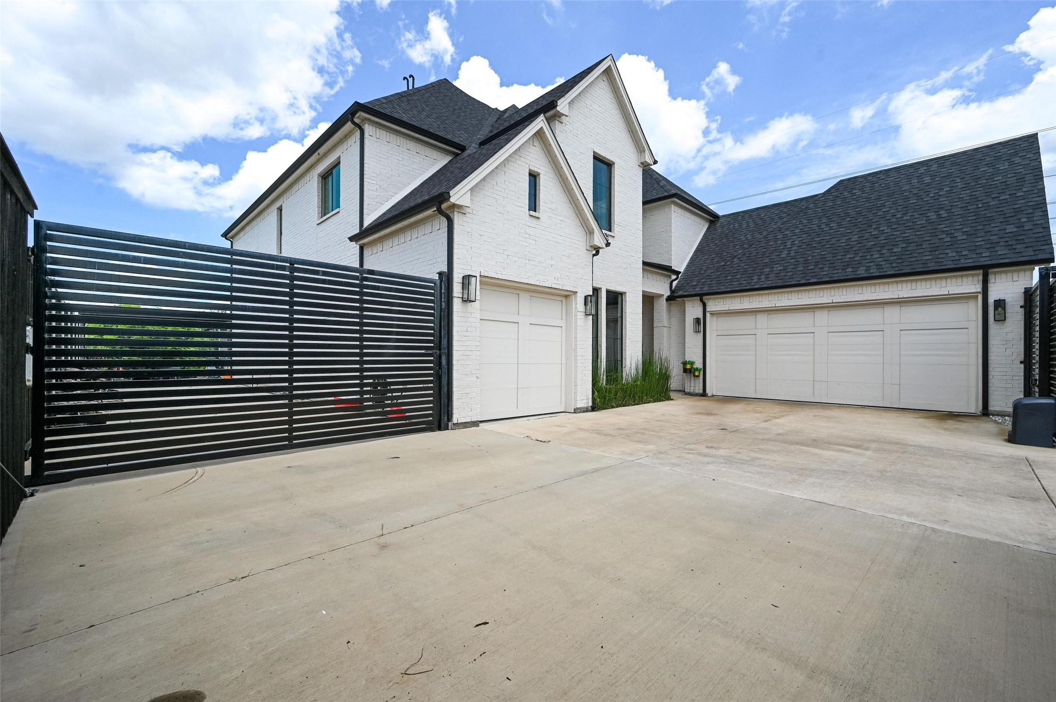 5105 Havana Drive