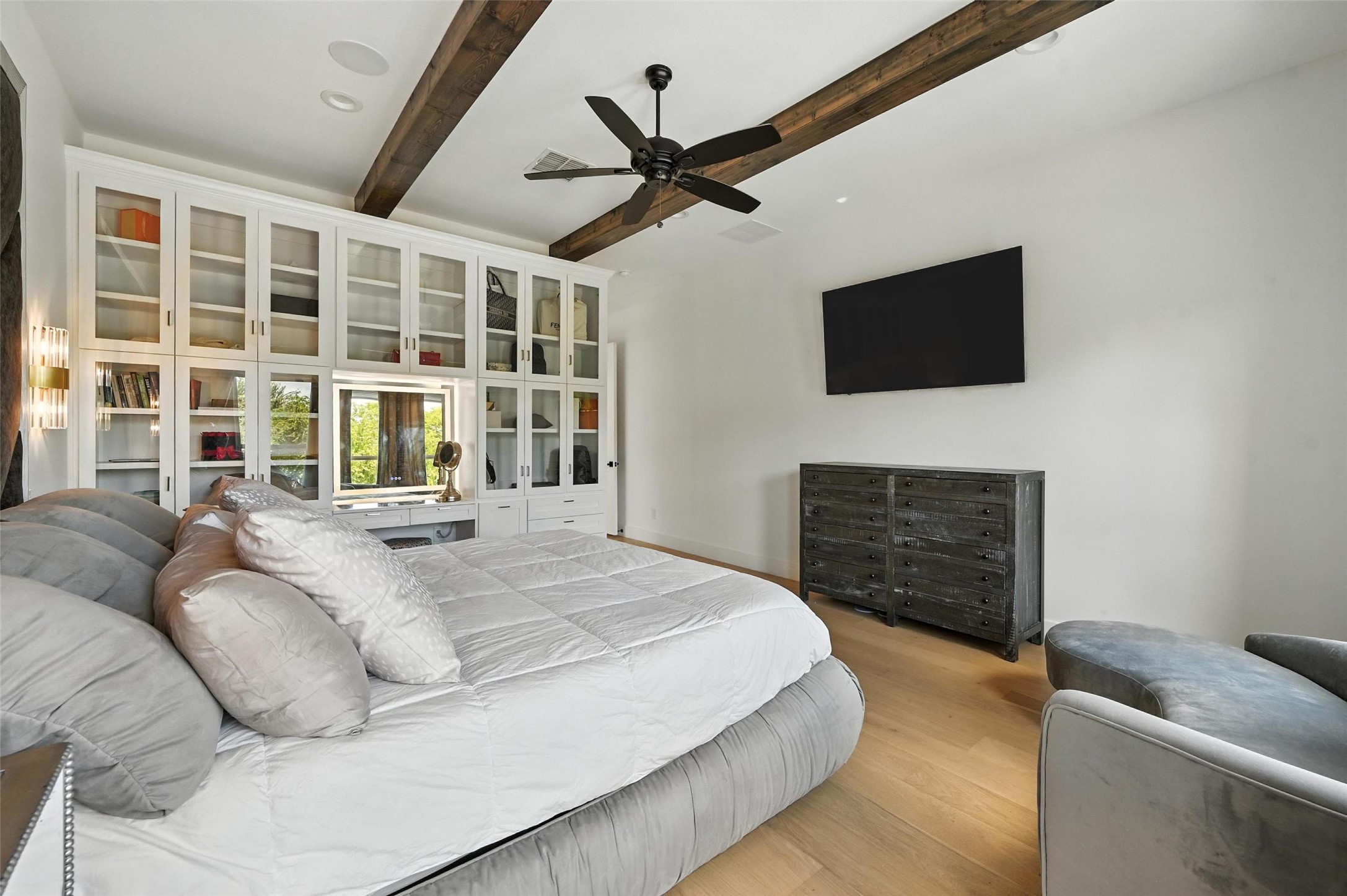 5105 Havana Drive
