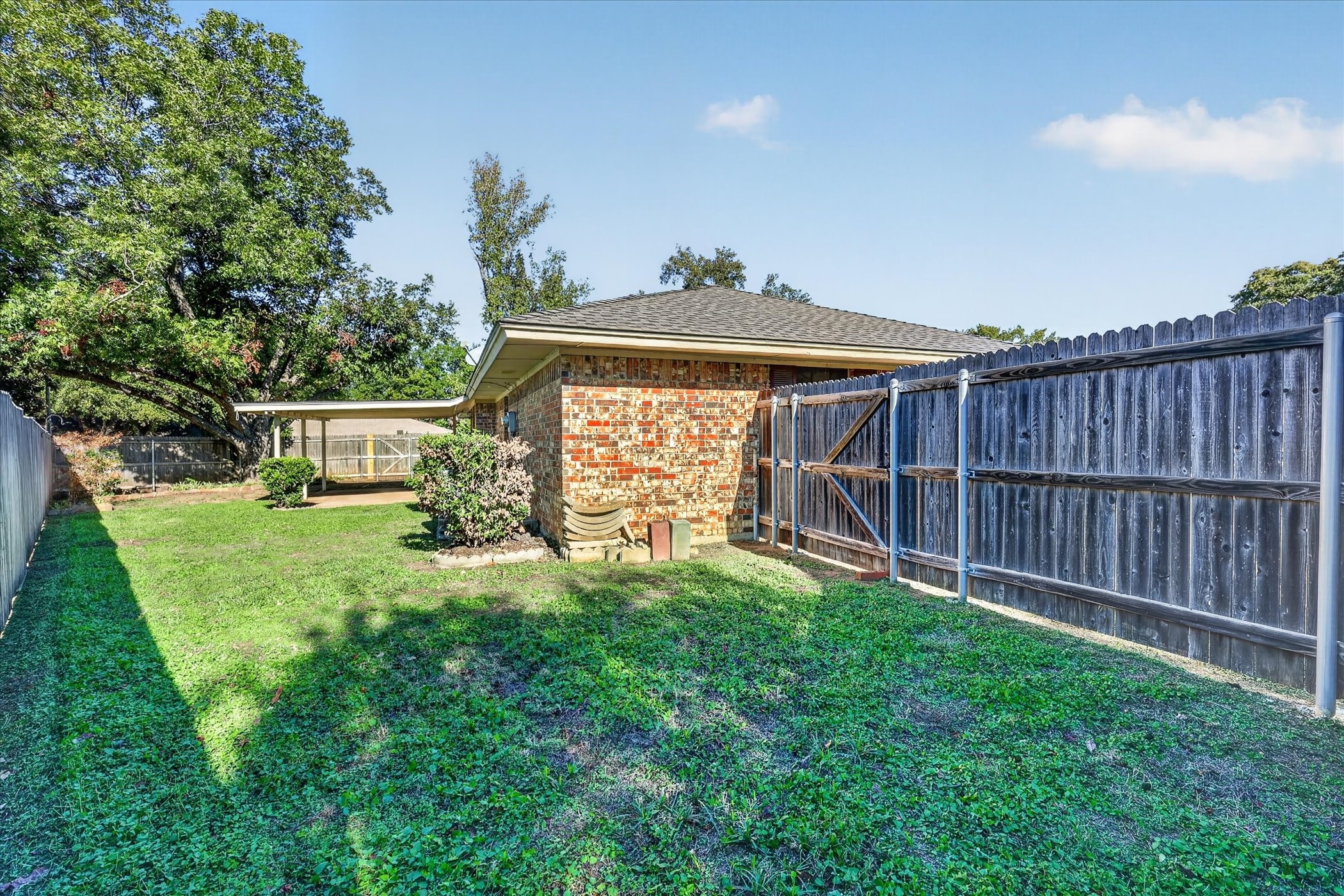 1818 Lakemont Court