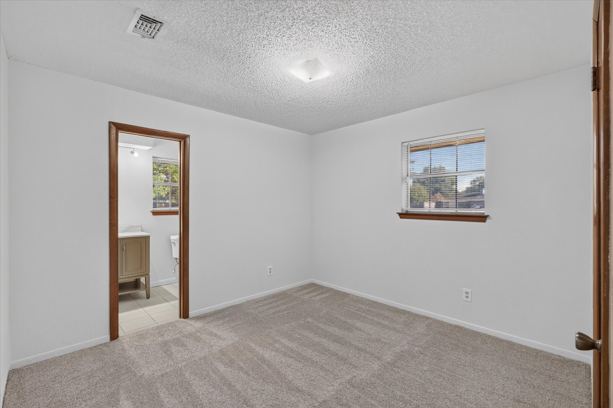 1818 Lakemont Court