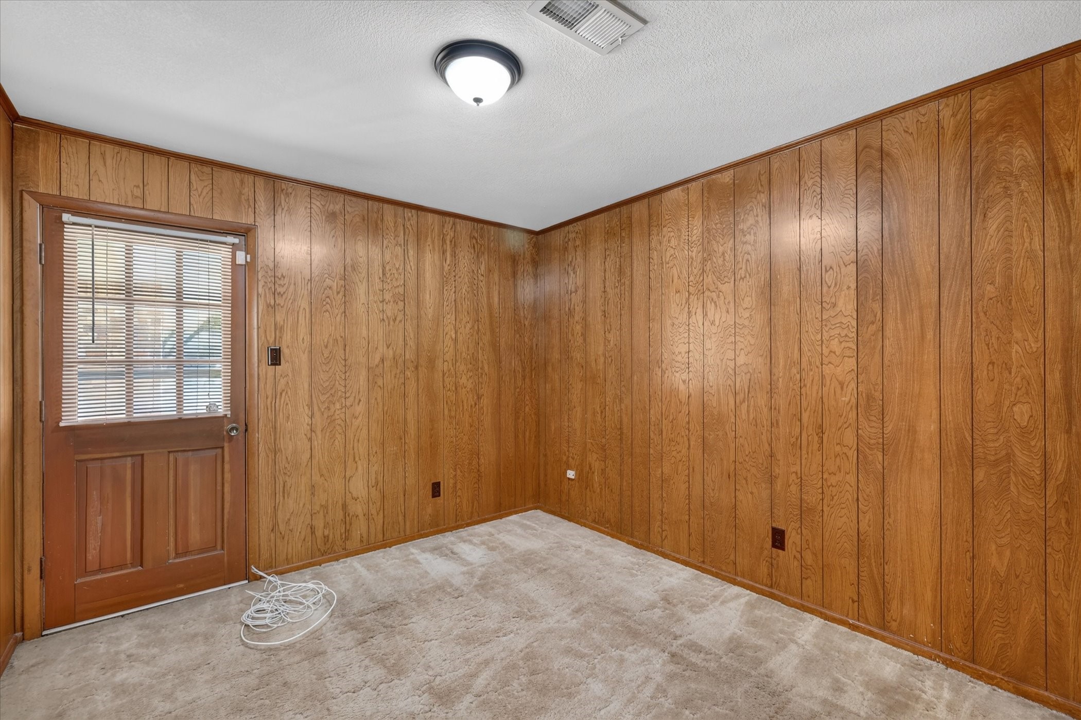 1818 Lakemont Court