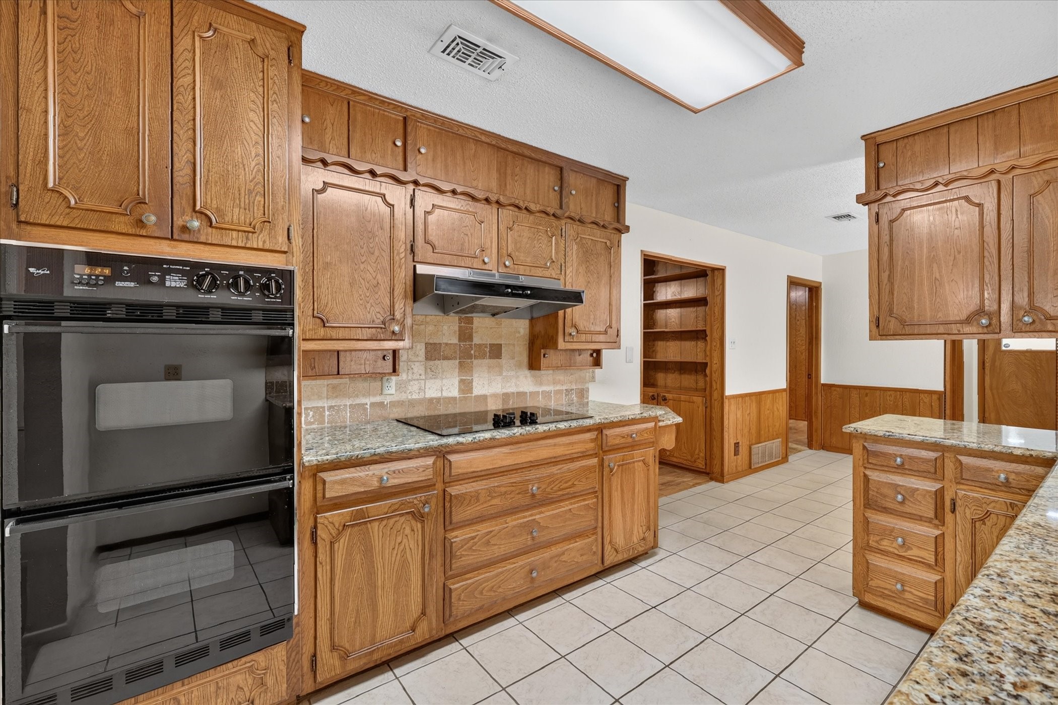1818 Lakemont Court