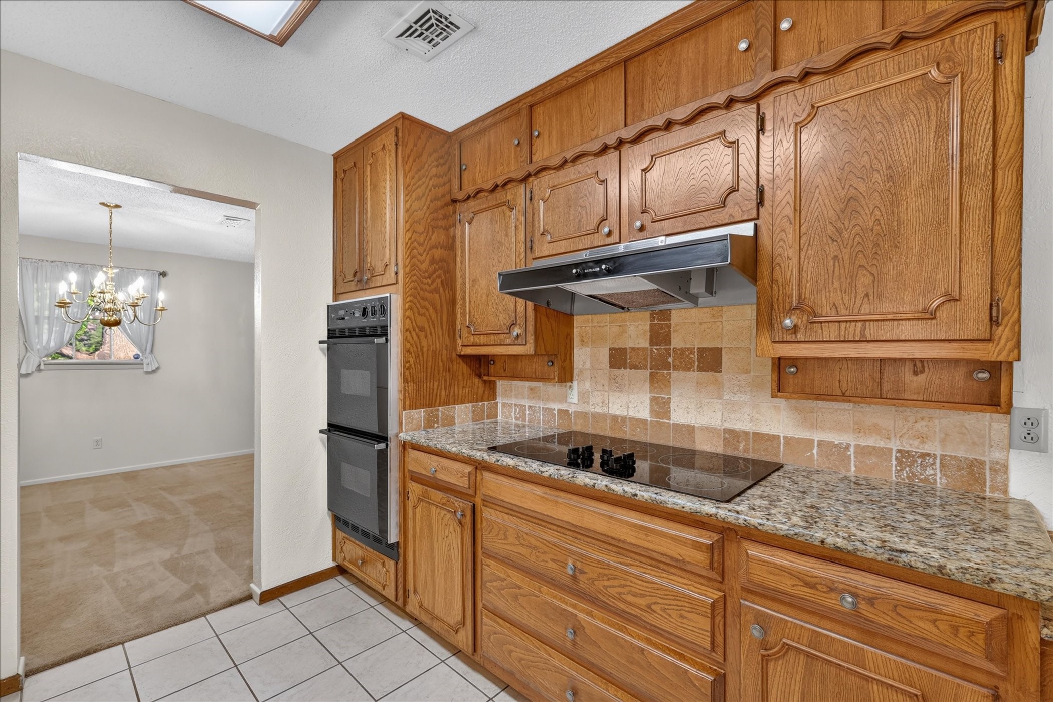 1818 Lakemont Court