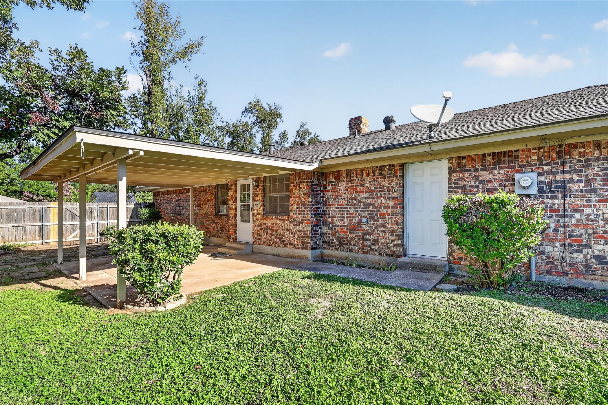 1818 Lakemont Court