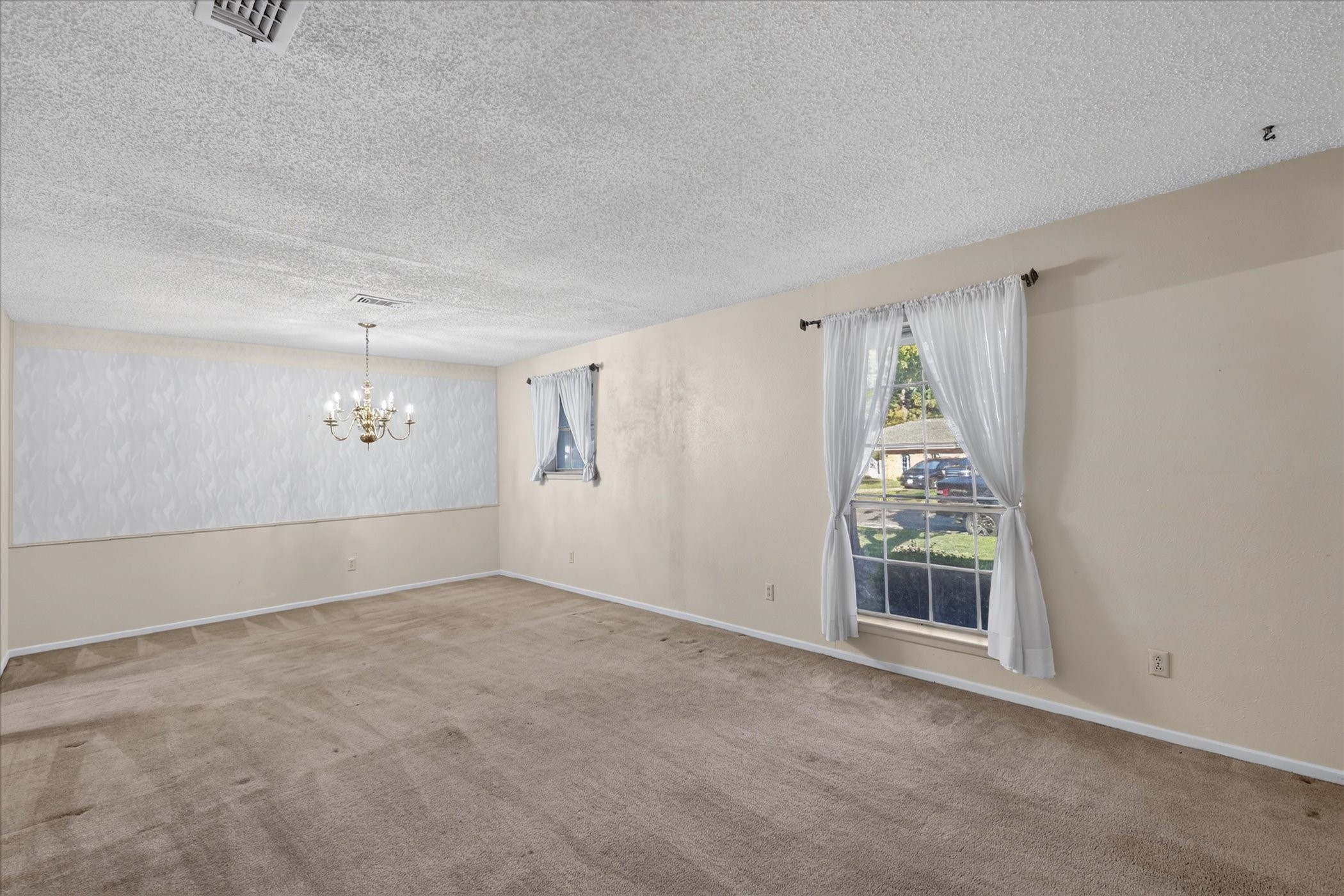 1818 Lakemont Court