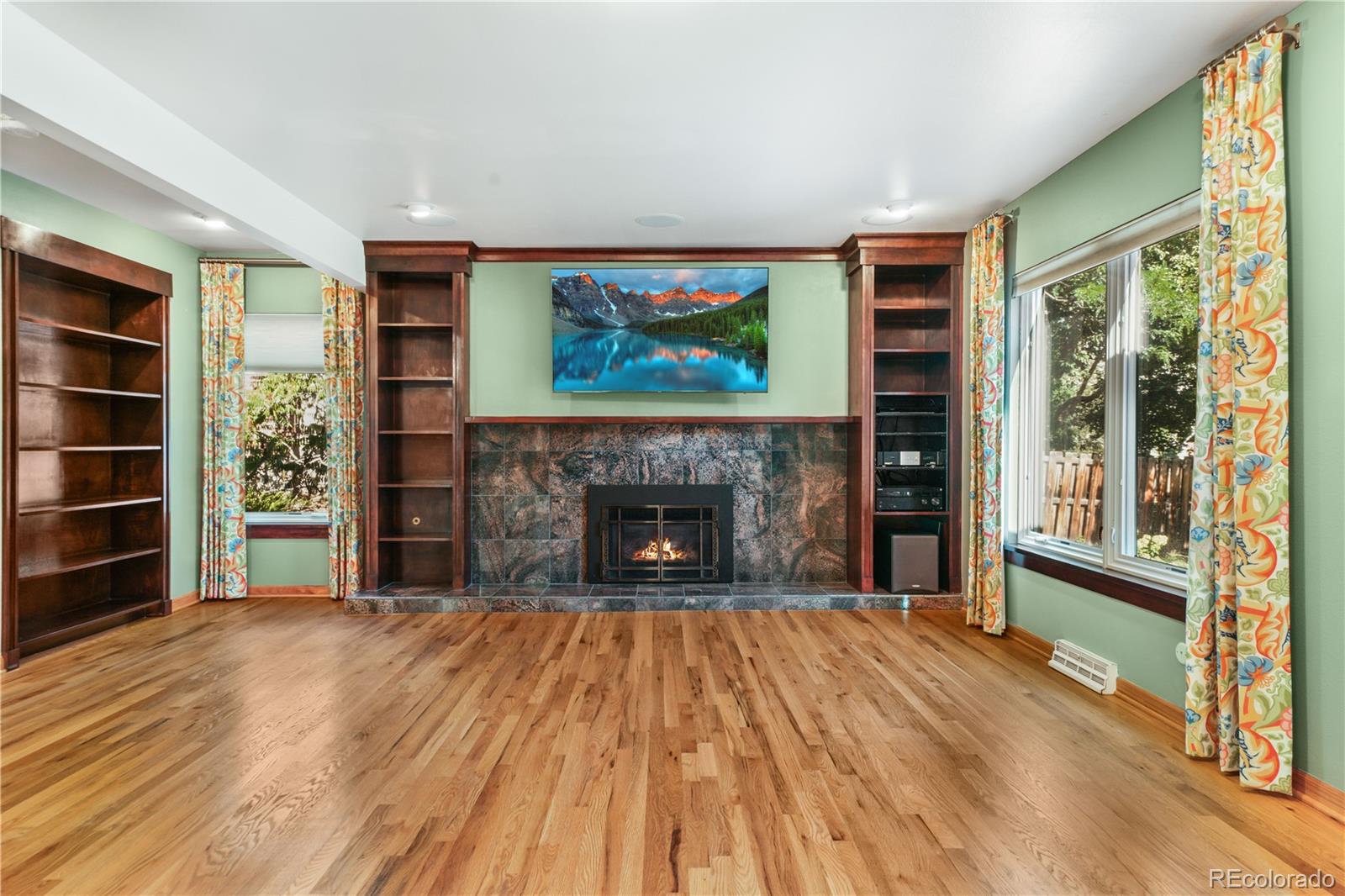 9901 W 86th Place