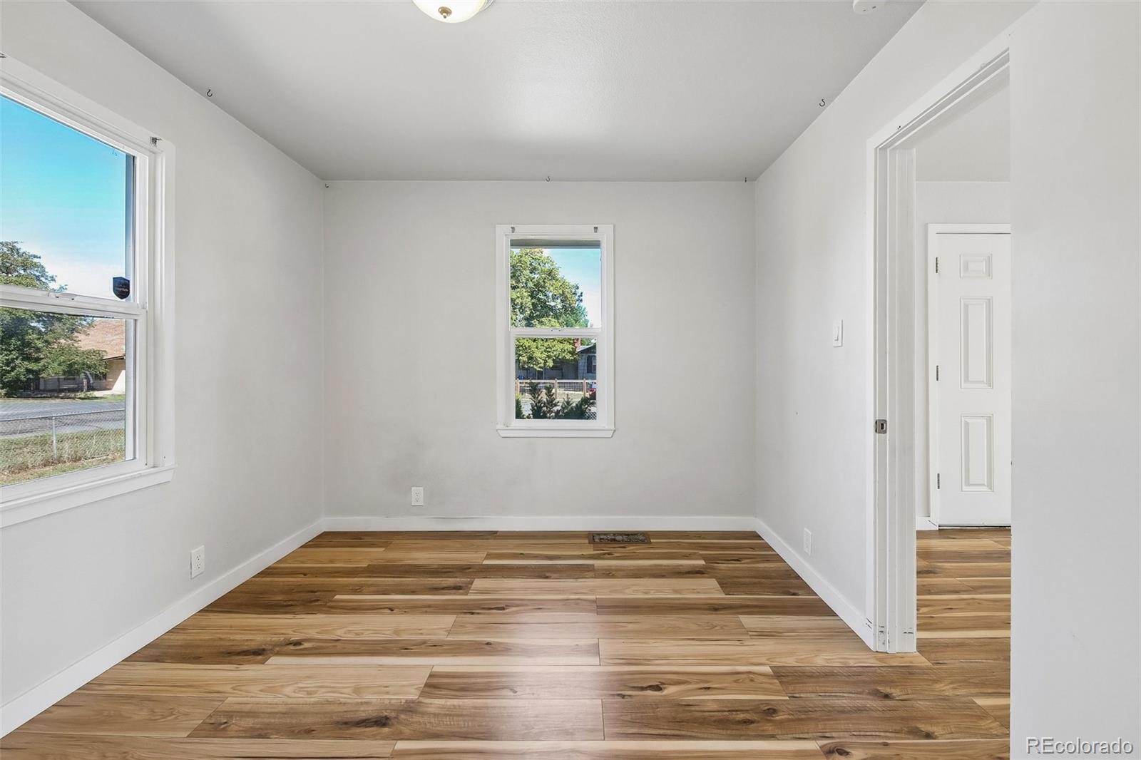 863 Fenton Street